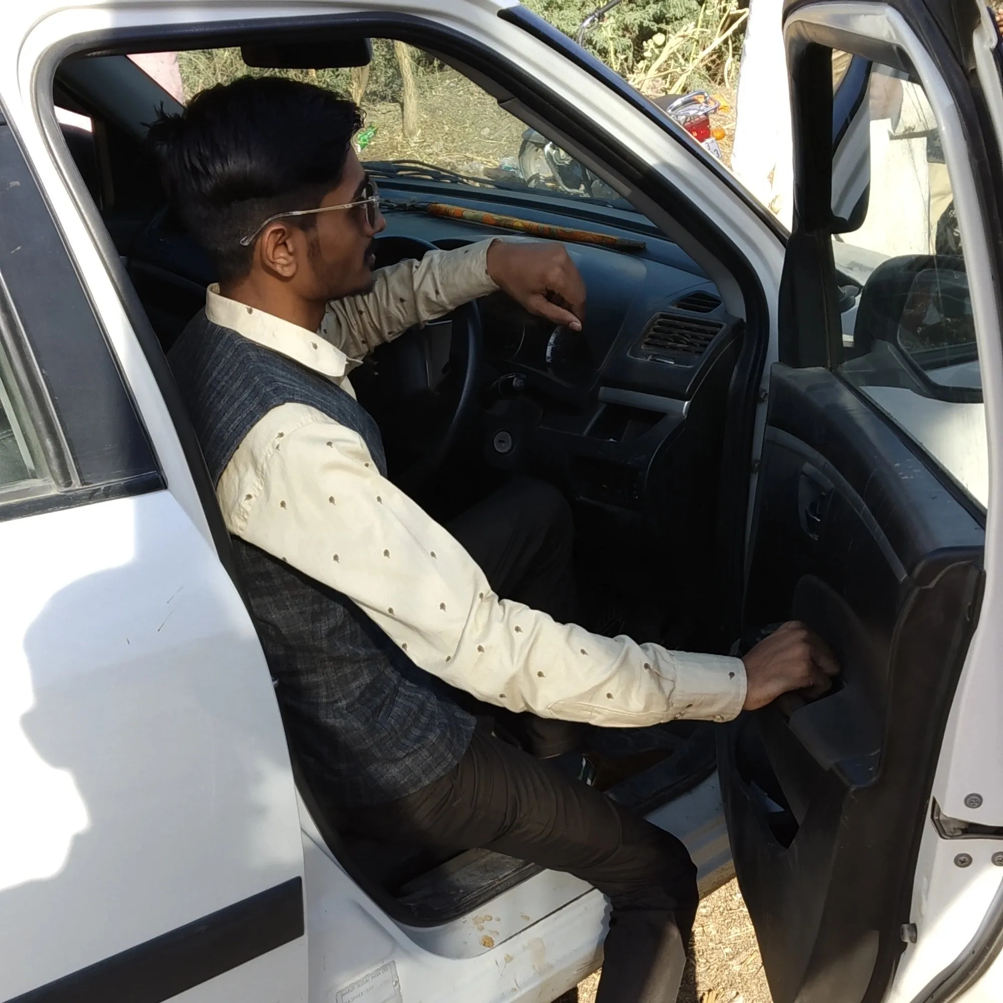 Gohil Chandresh