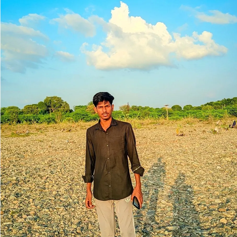 Akhilesh gr