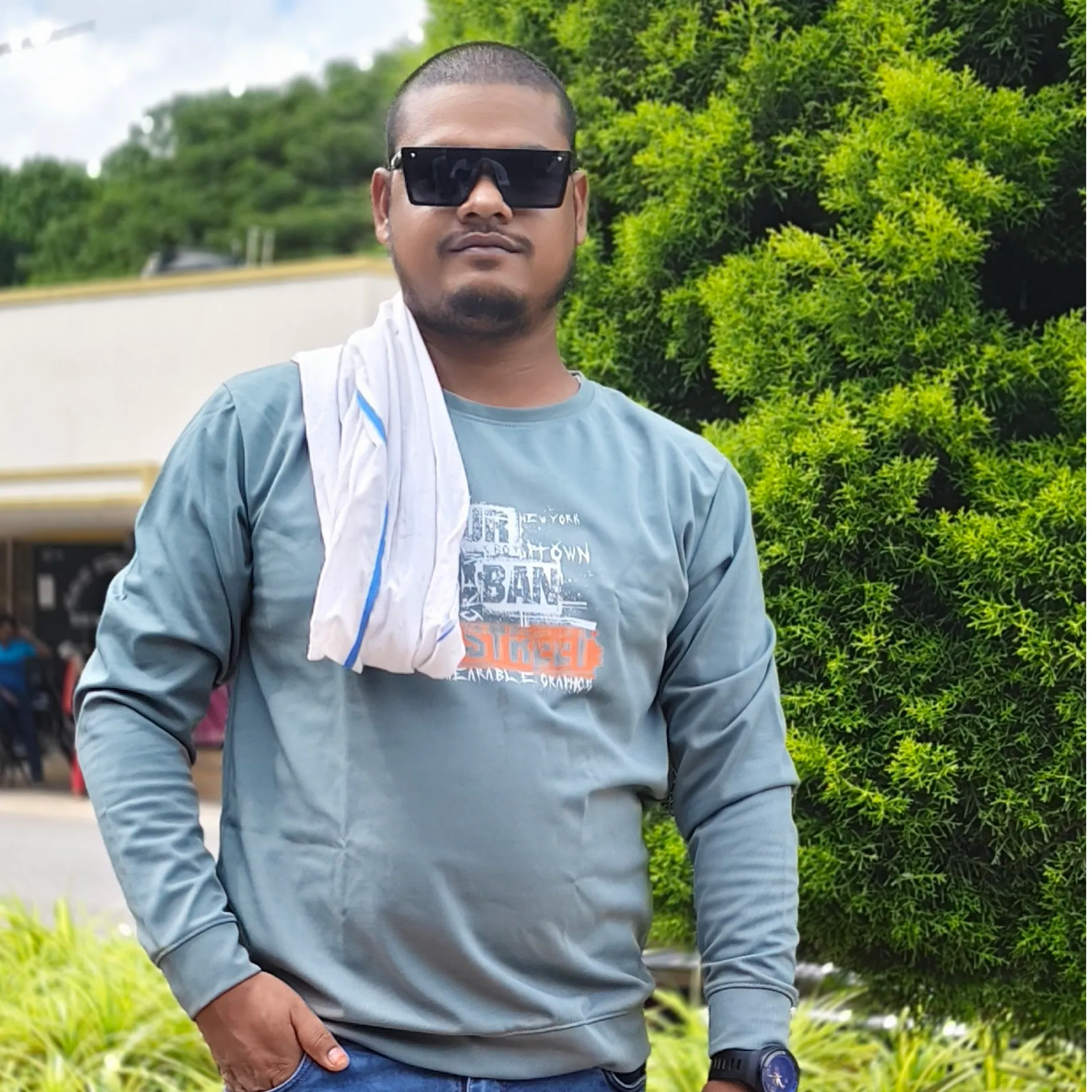 Md Mokhtar