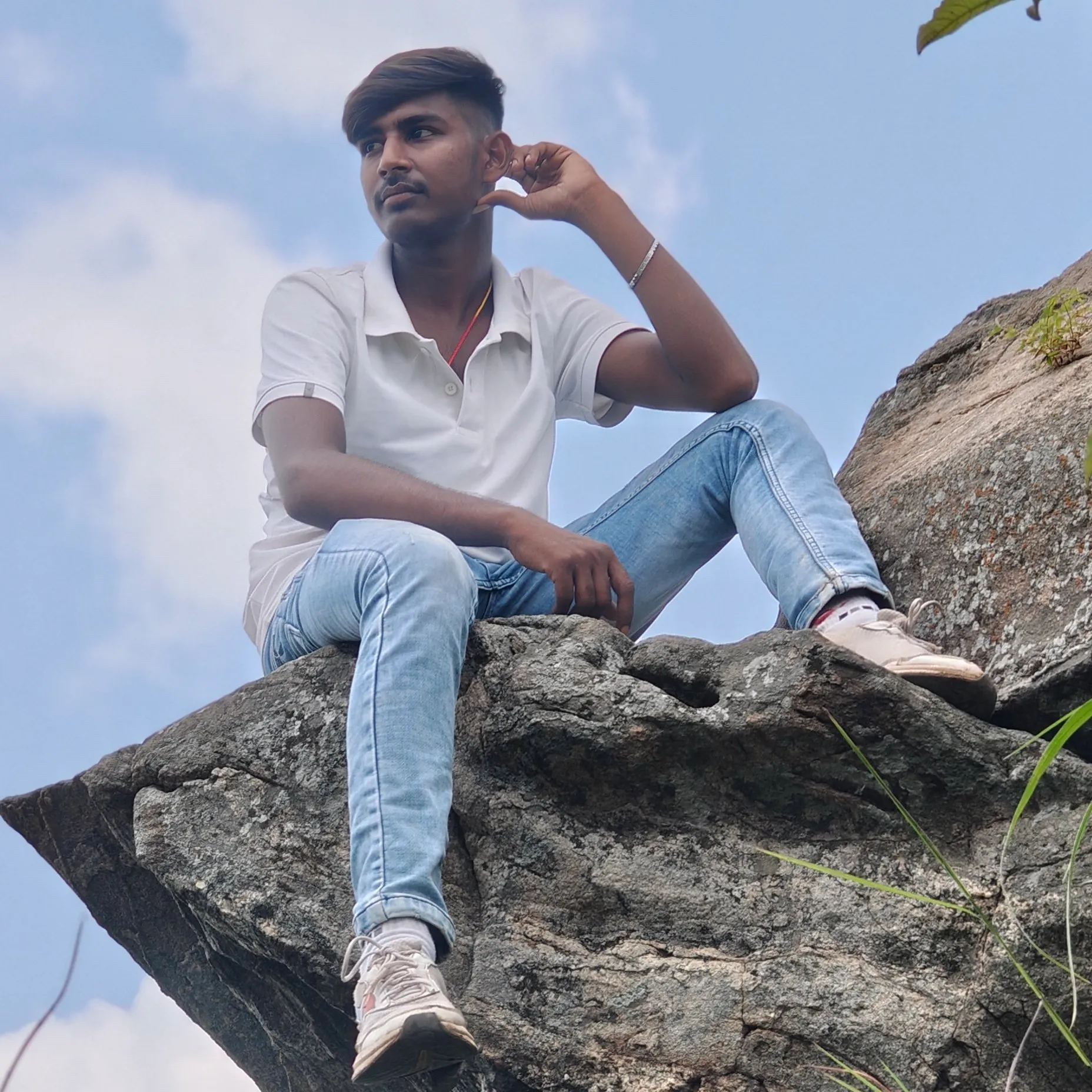 Rahul saw