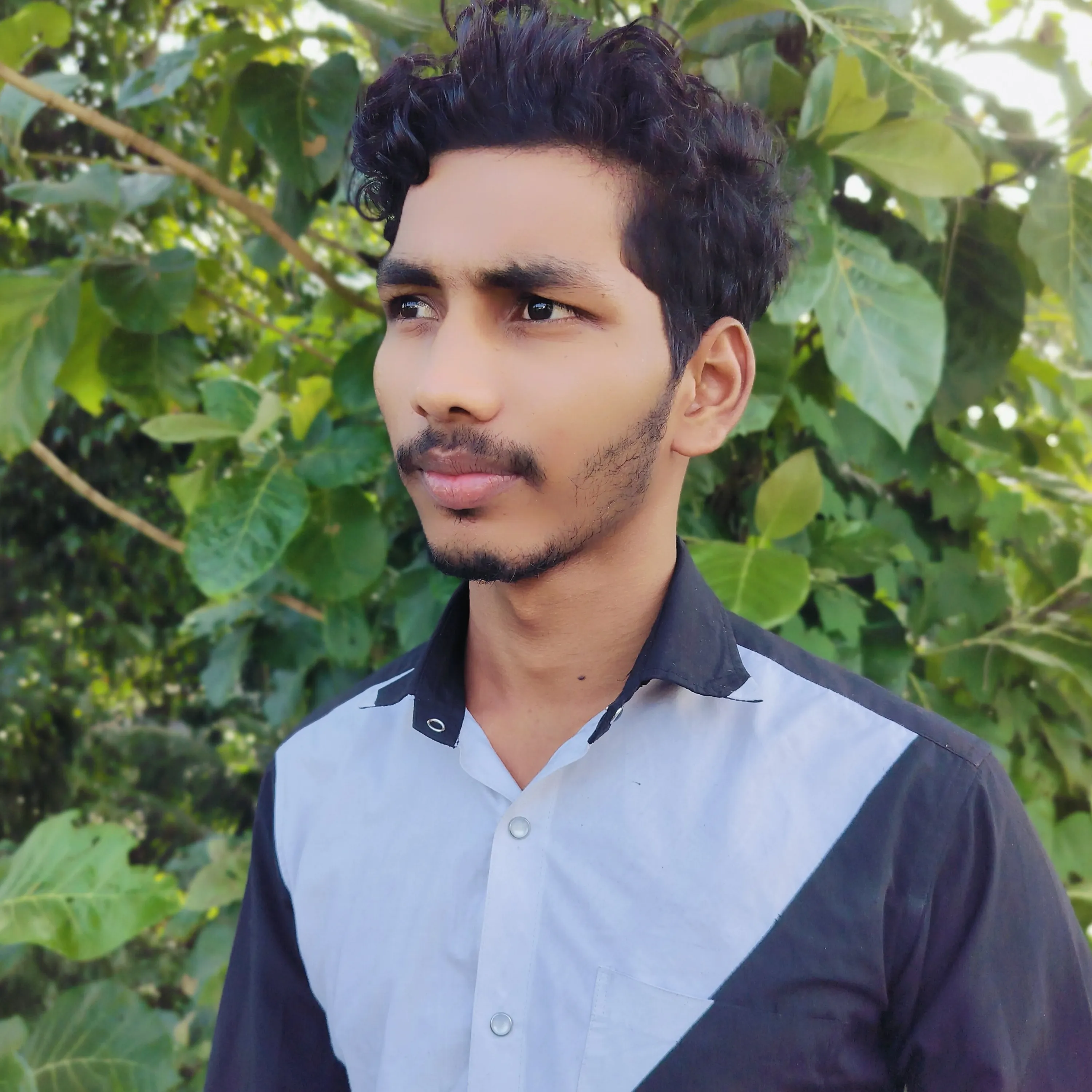 EMRAN KHAN.VLOG