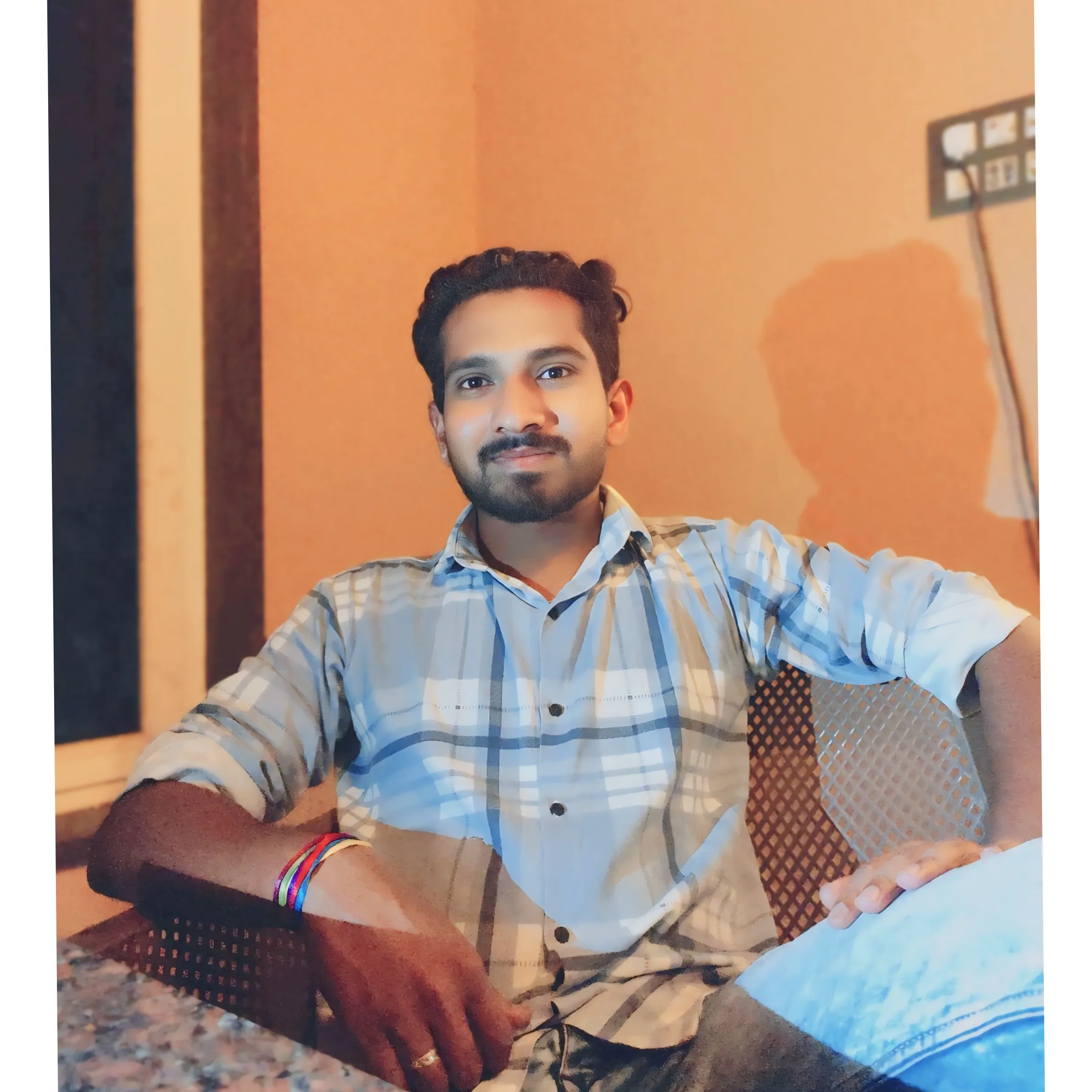 Mangesh dhote