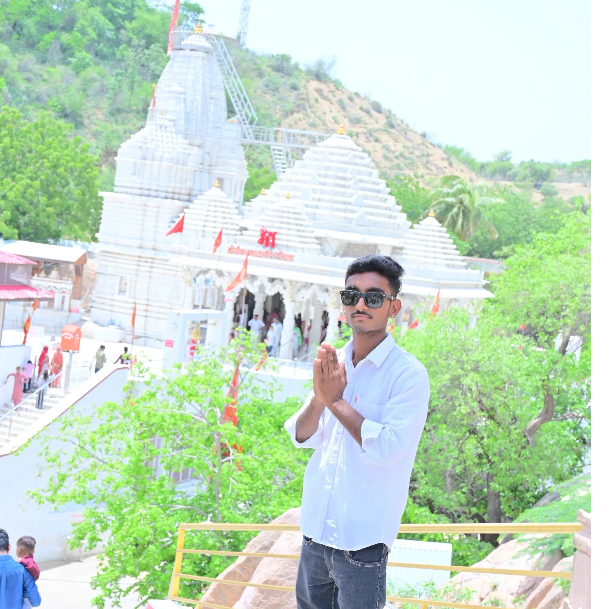 Mahesh dewasi