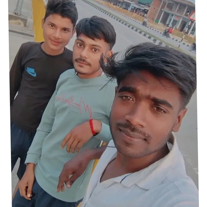 akashkushwaha kushwaha💝