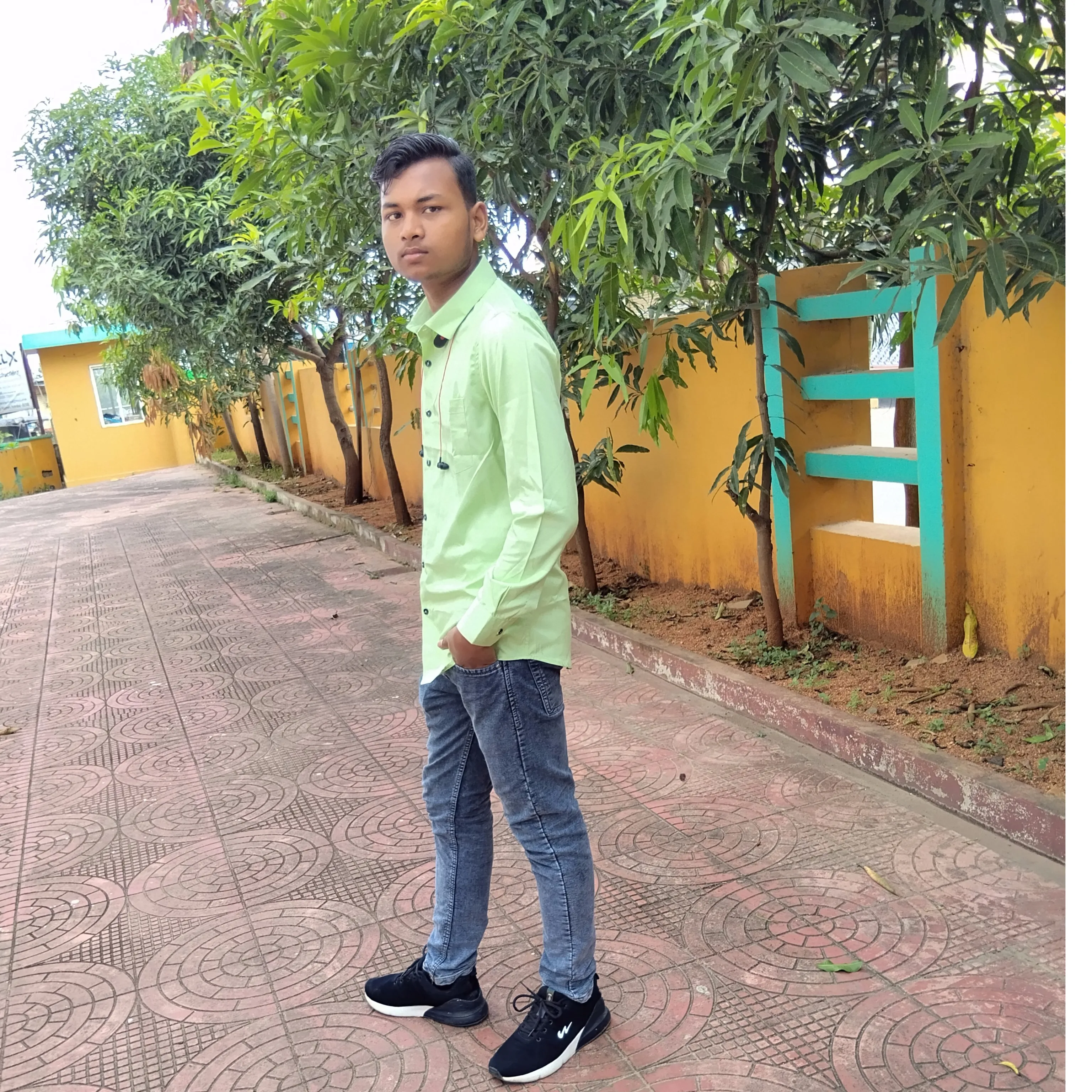 Sandeep Thakur