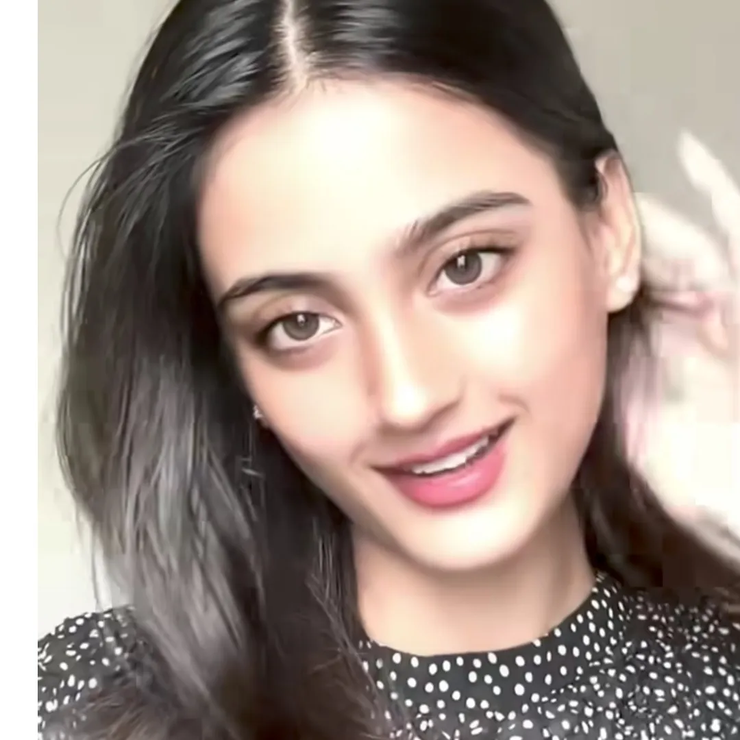 liya naveed