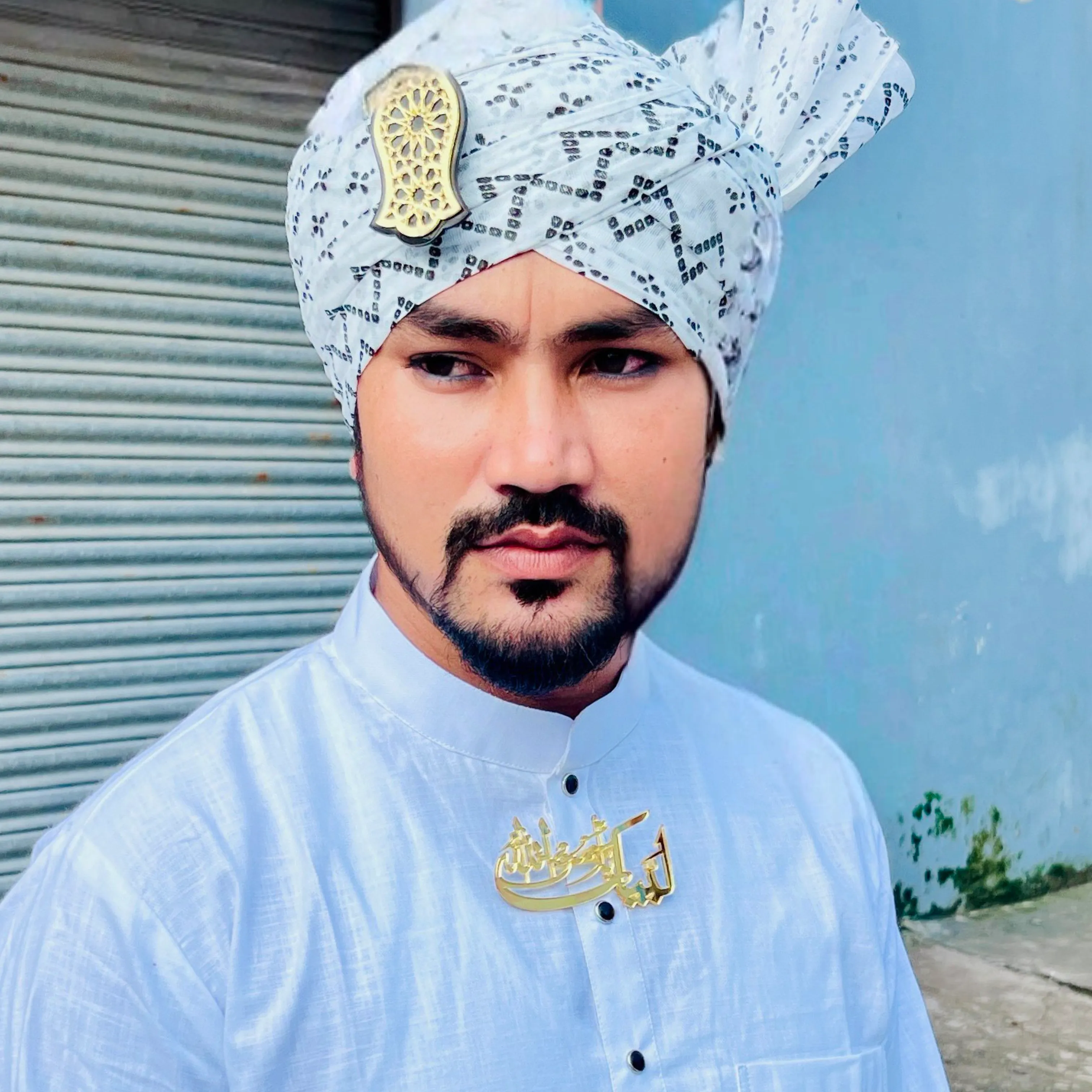 munazir ali
