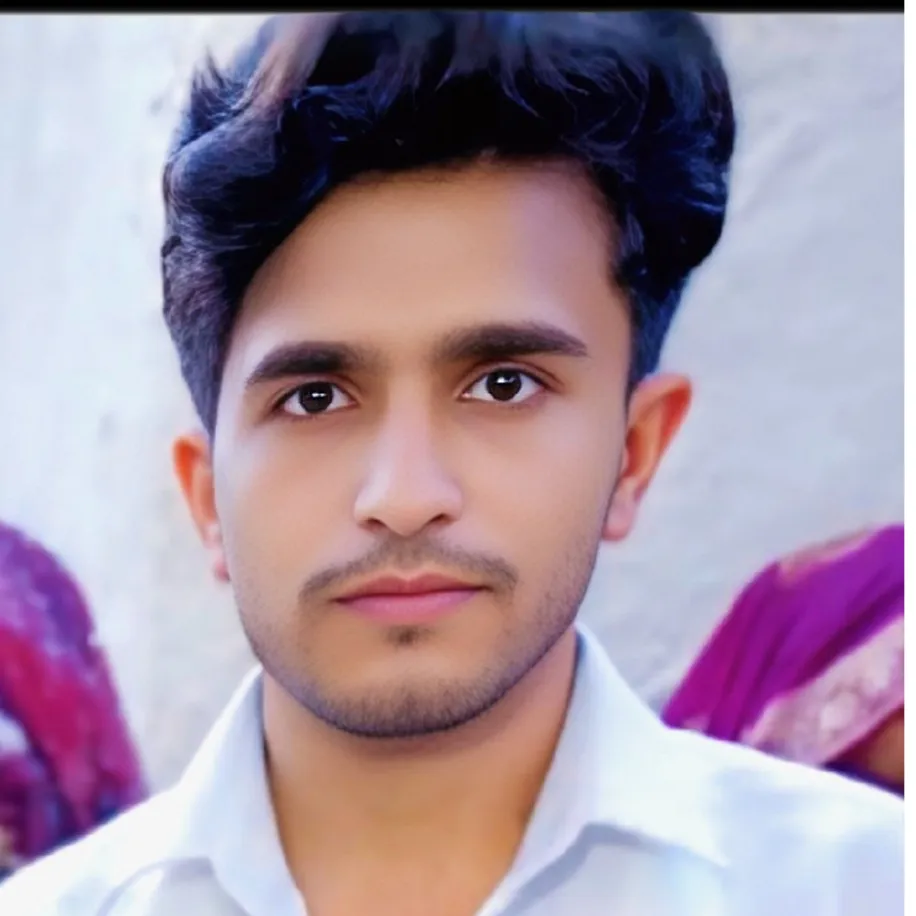Mahesh gaderiya