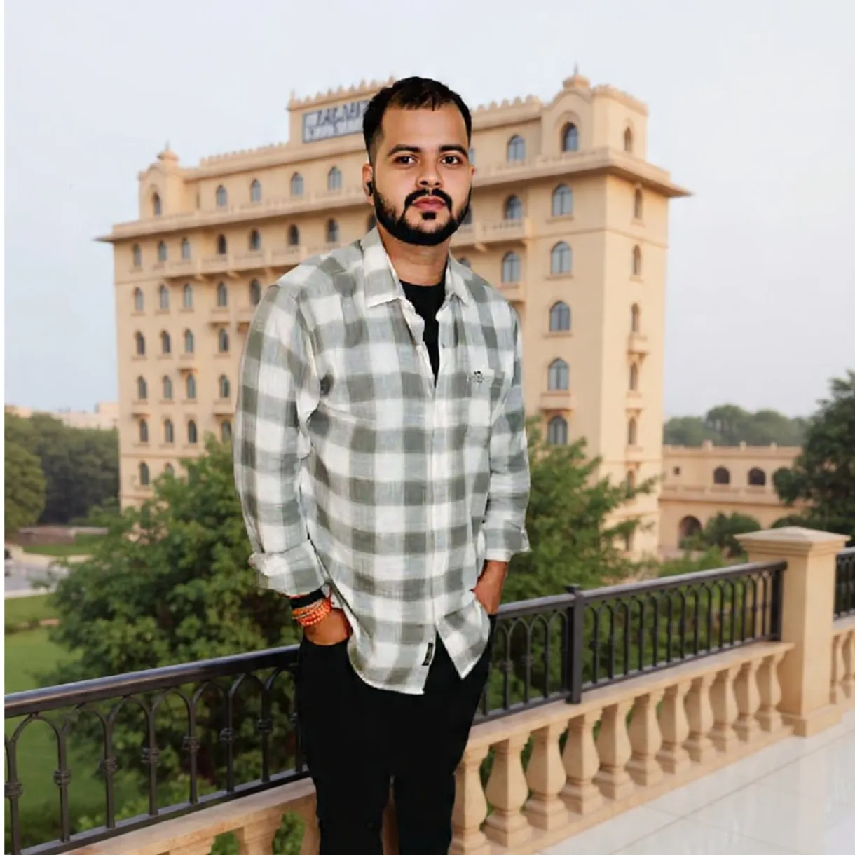 Chanchal Charlie001