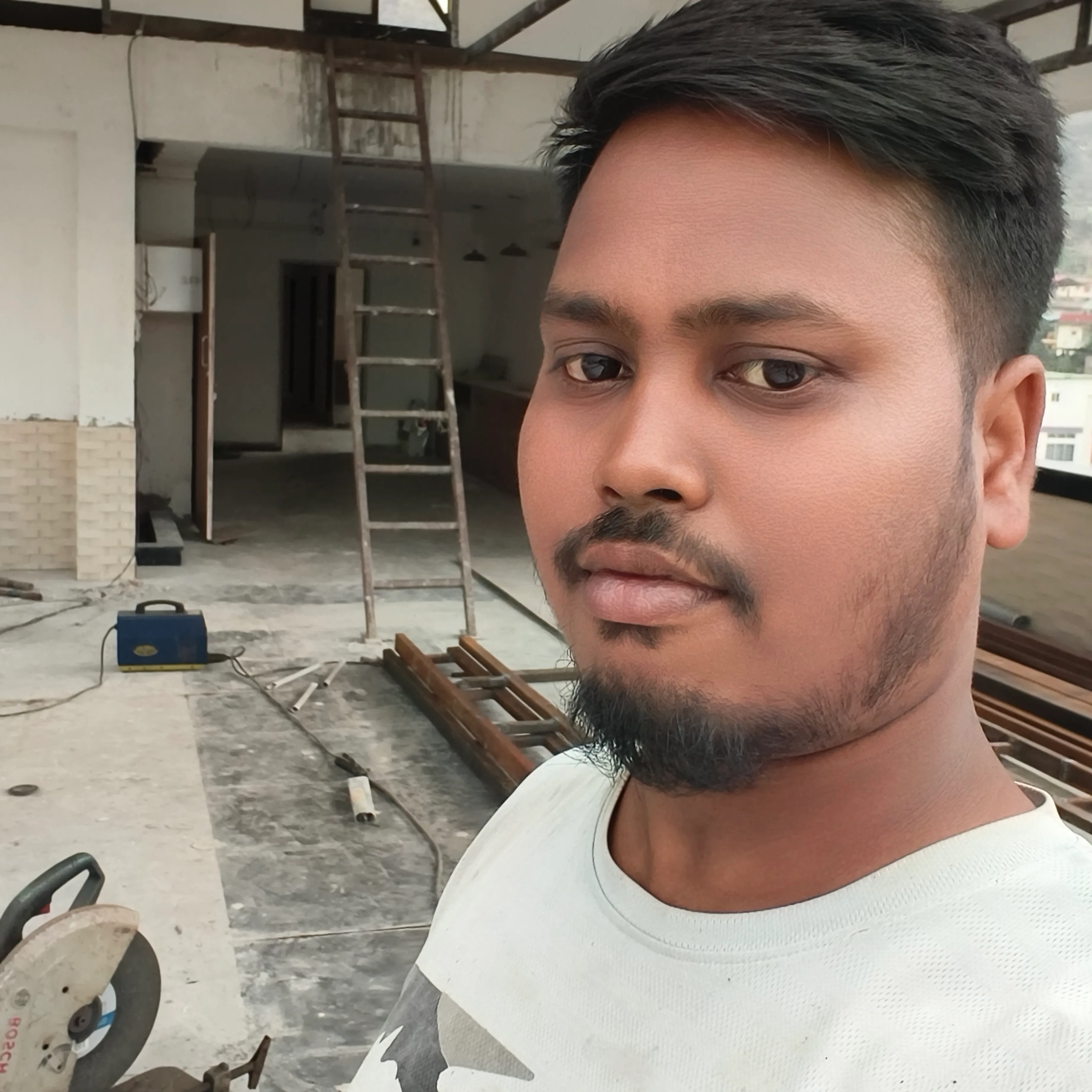 Dipak roy