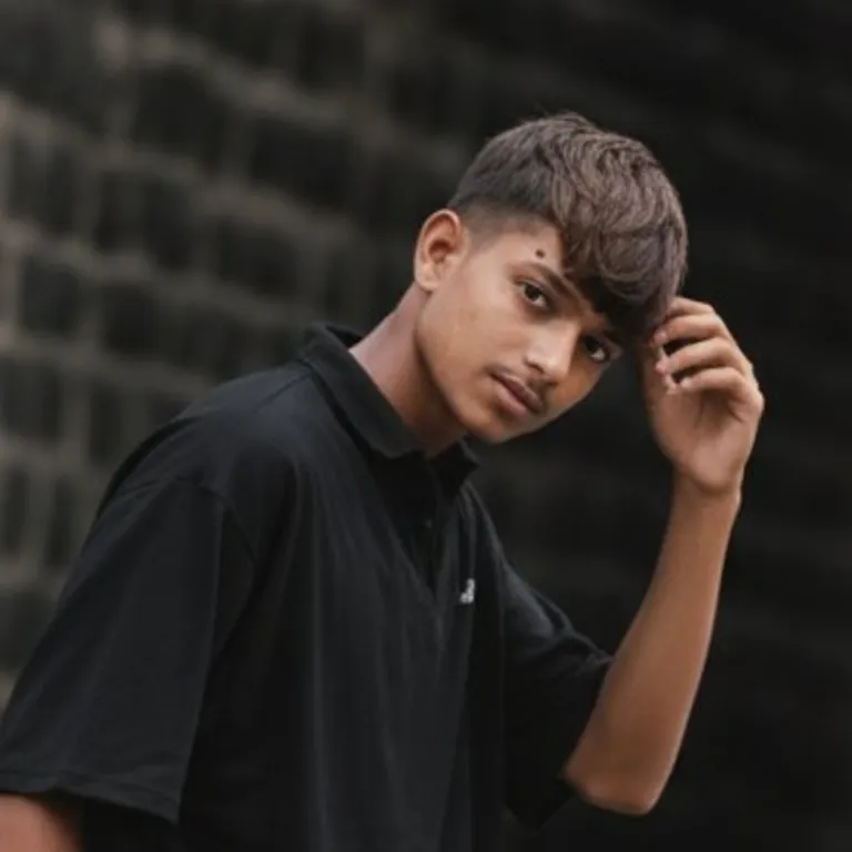 DHIRAJJ RAAZZ