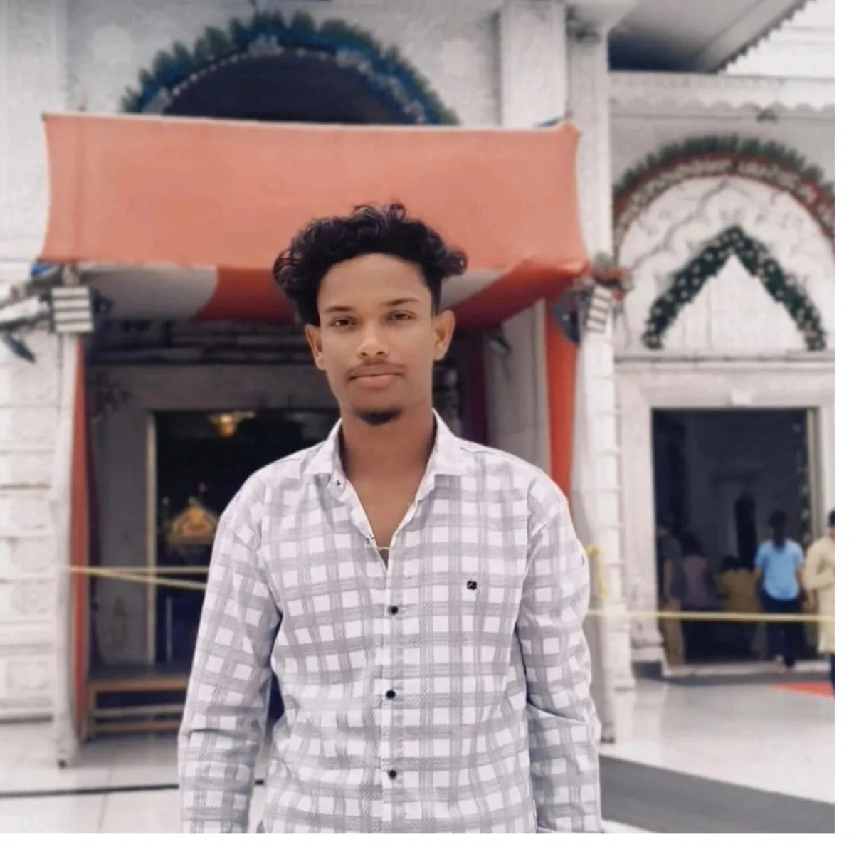 Shubham_ Das_😃