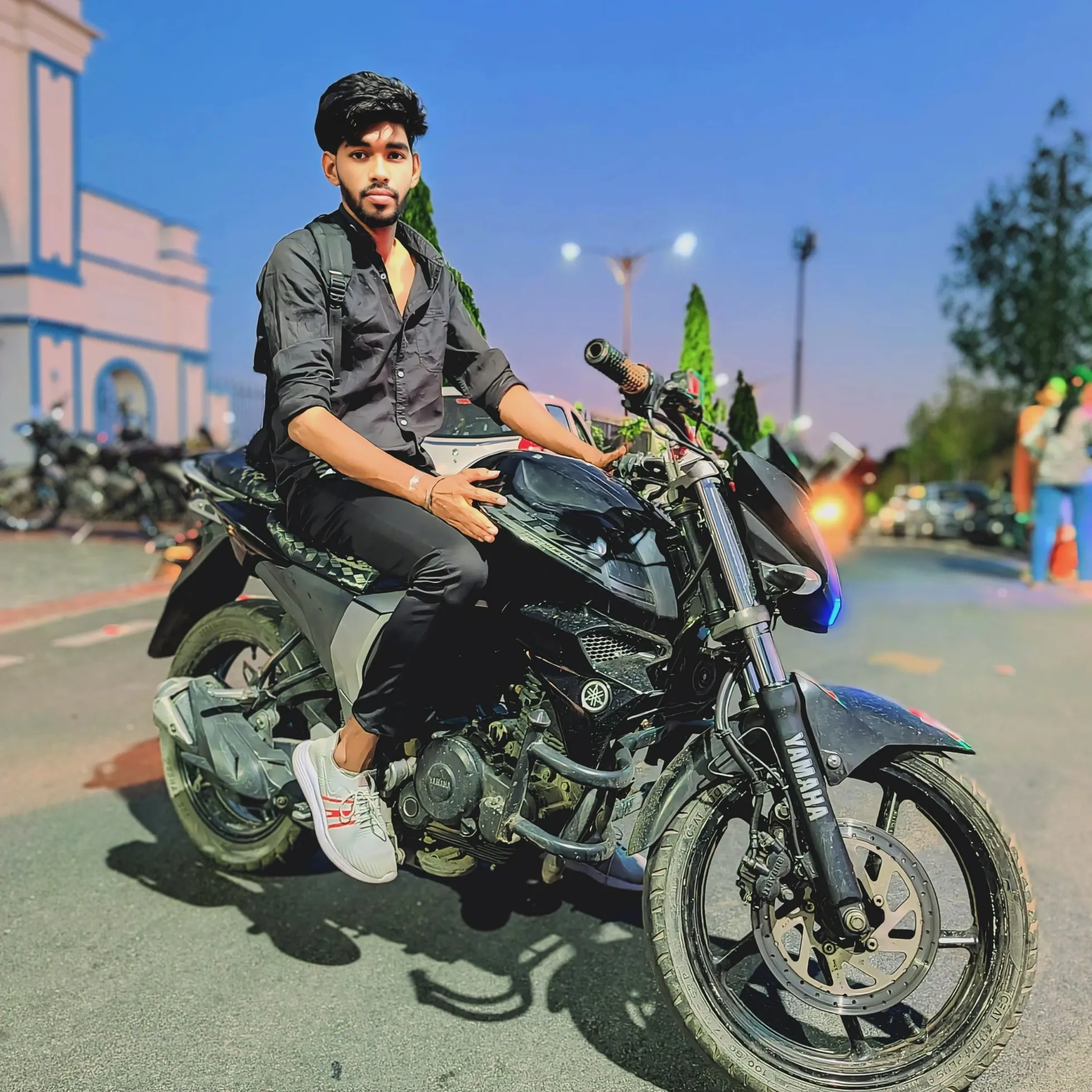 Gajndar Mandrwliya