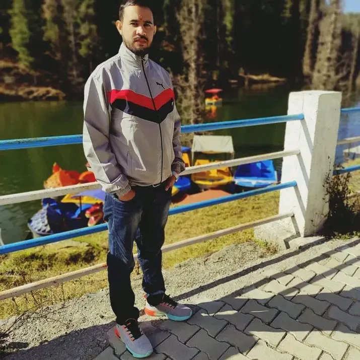 Manish bhatt
