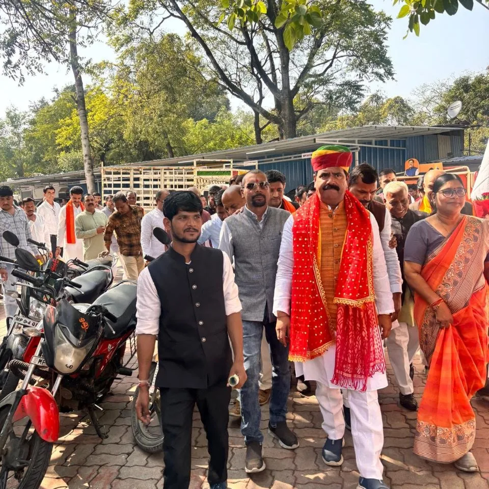 Neelesh Sen