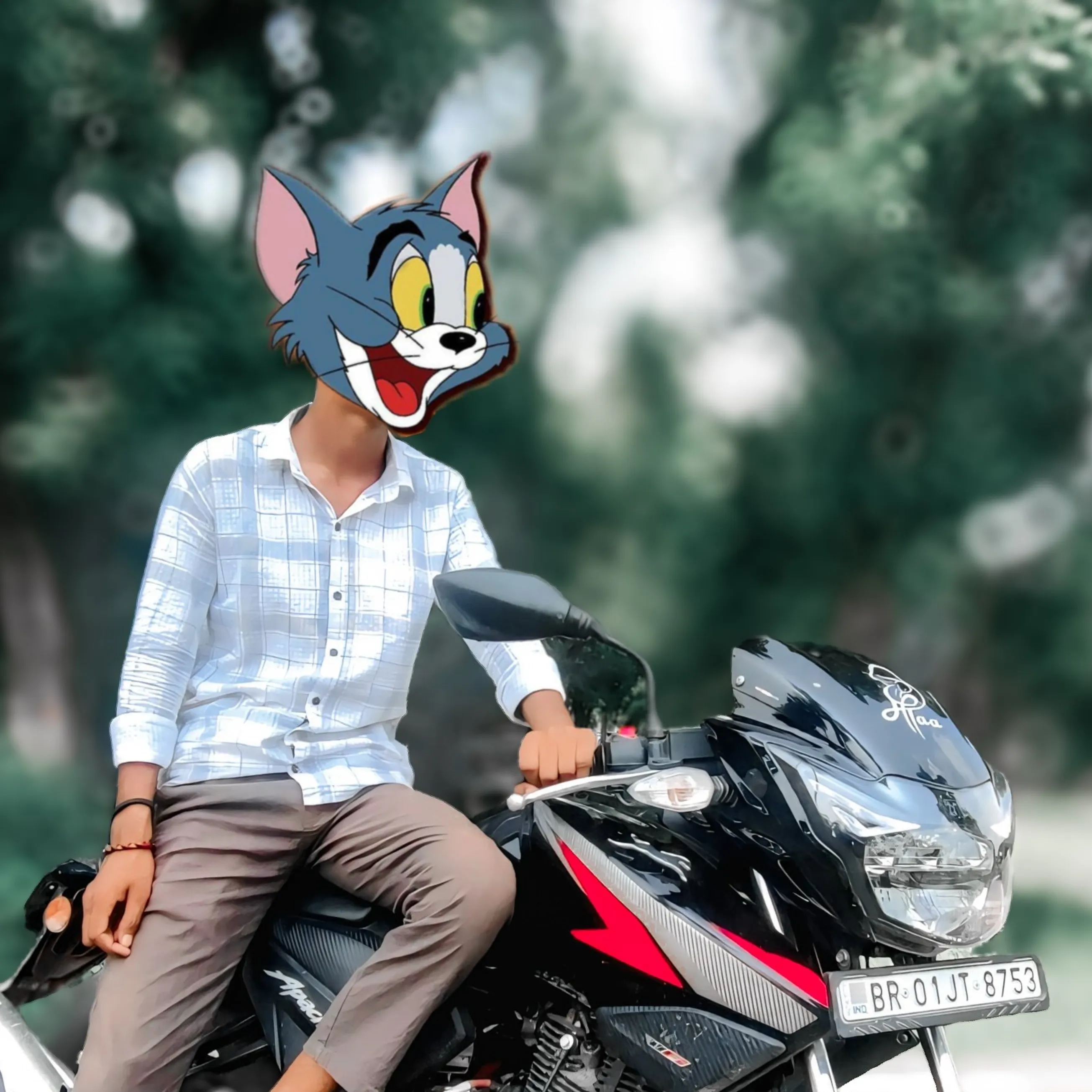 Ajnabee Aryan official