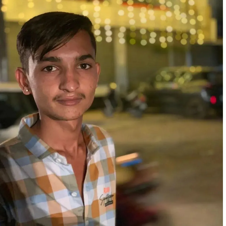 Gujariya Mahesh