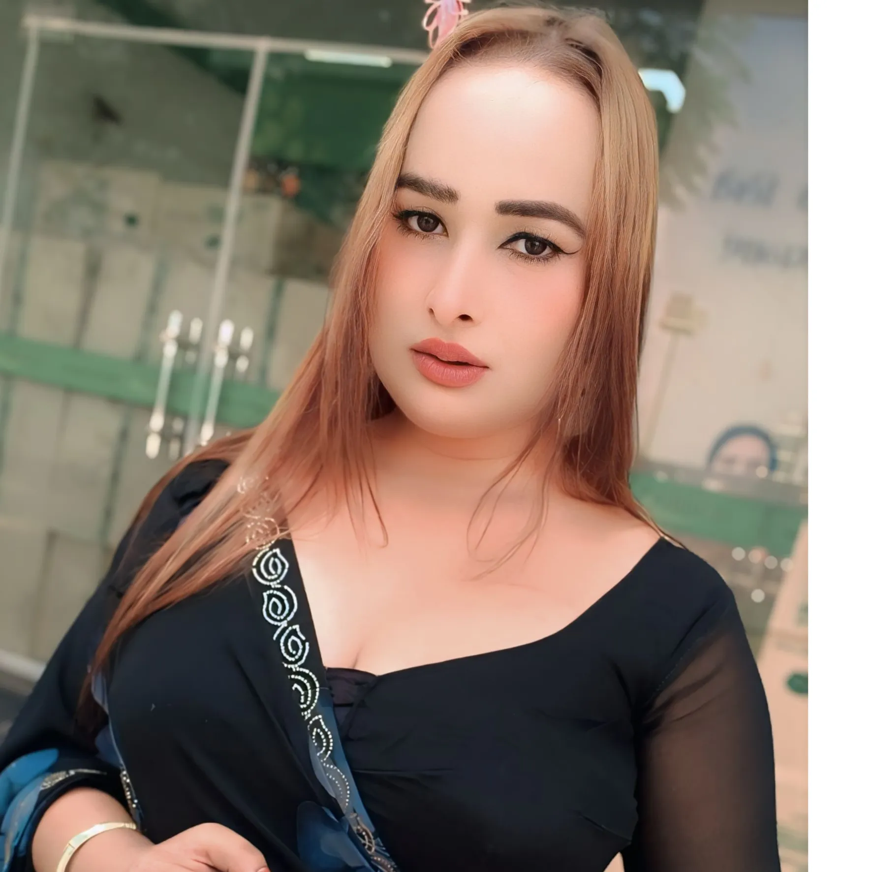 Manishapandey Qeuty