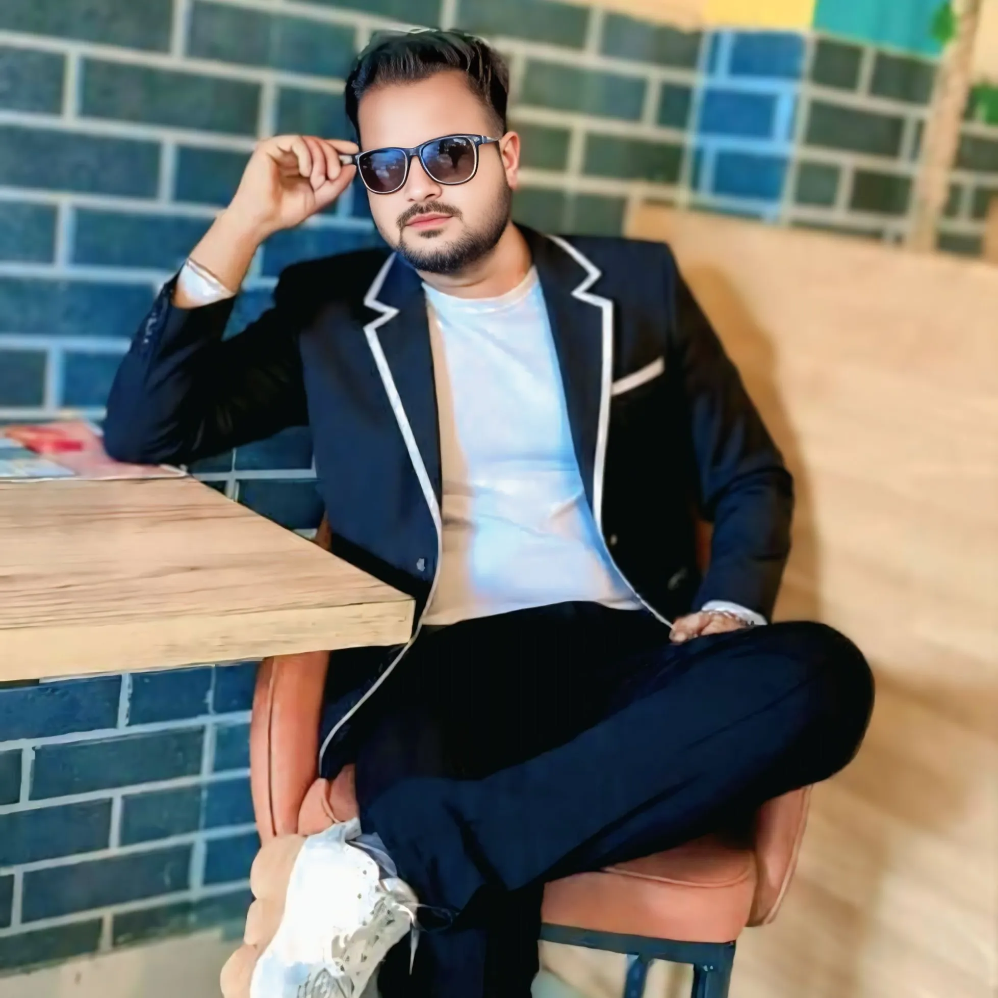 ANUJ pal