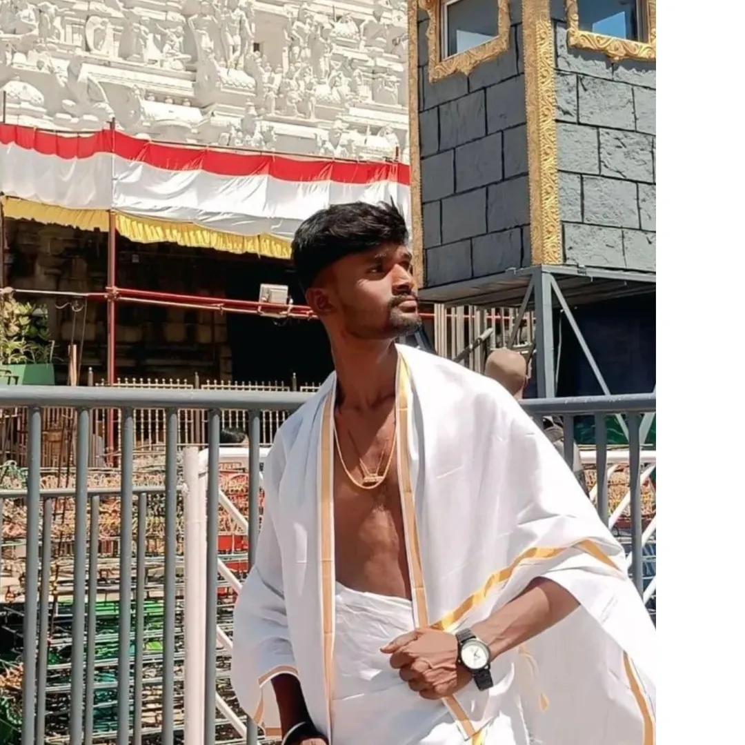 RAVIVIKAAS NAYAKA.KC