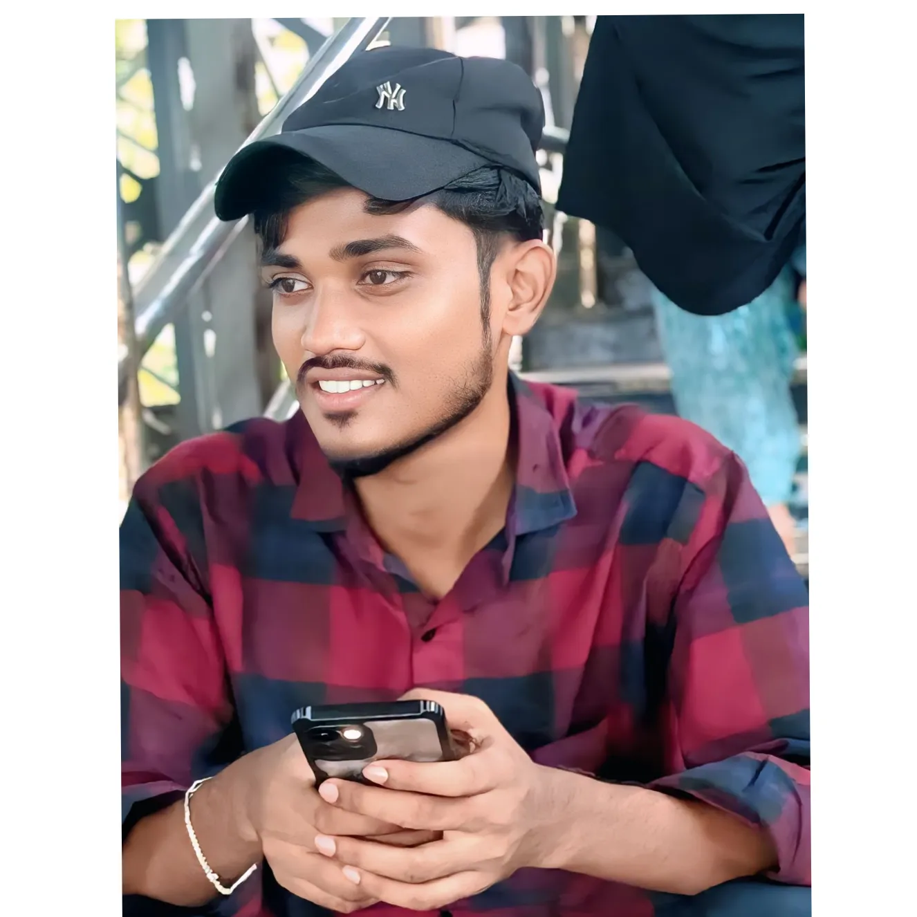 SANTOSH SAHNI