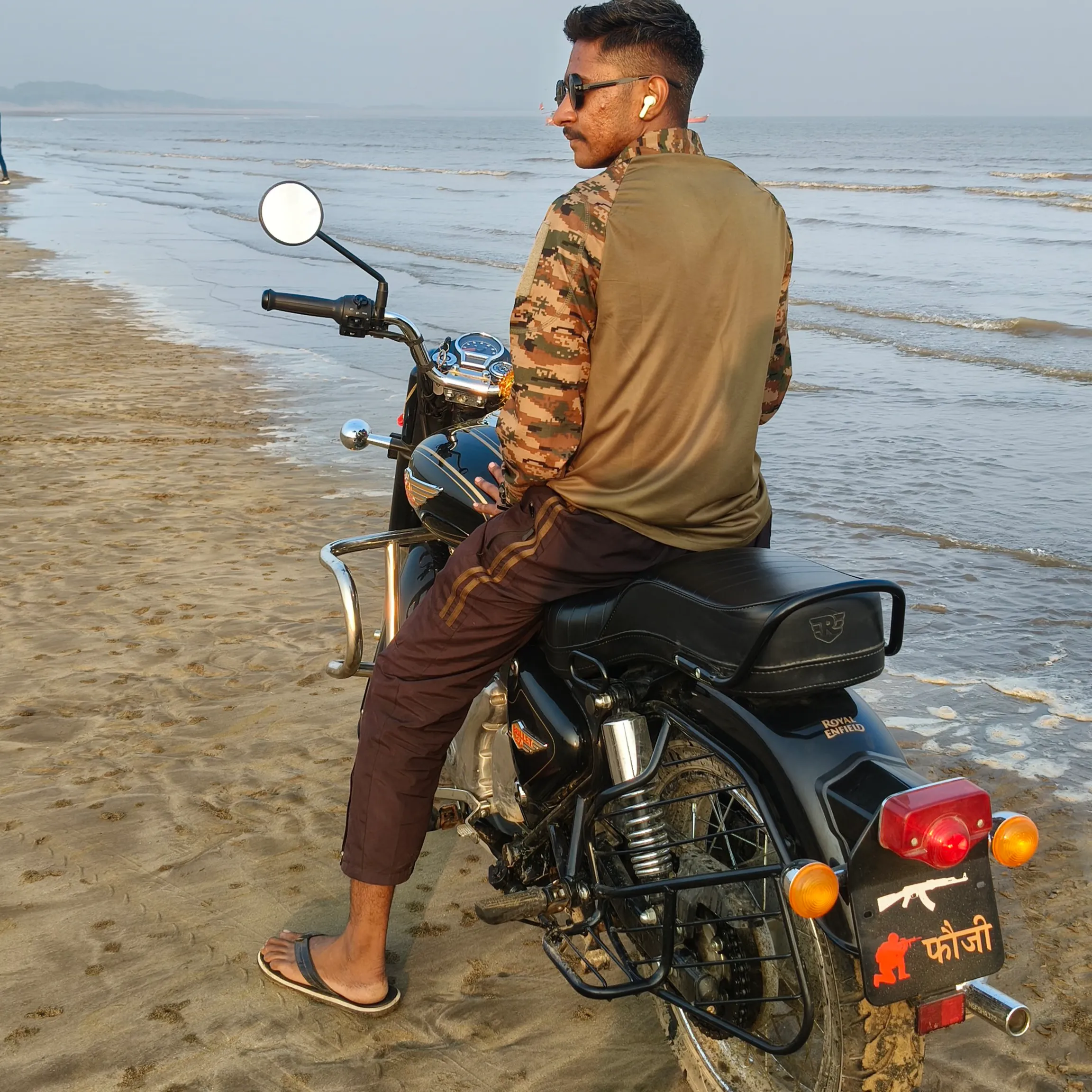 v_k_fouji_11 🐺