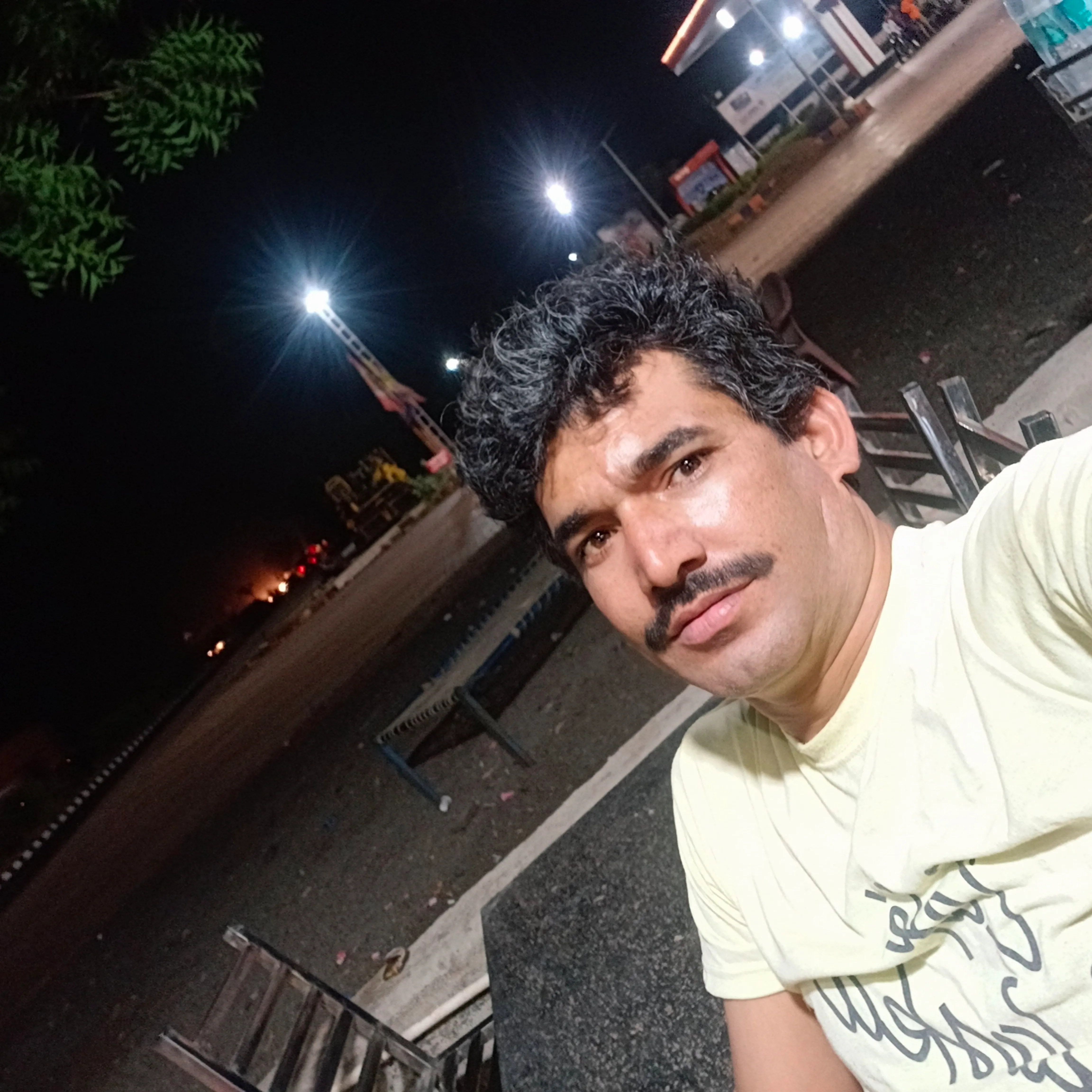 Mahes Gujar