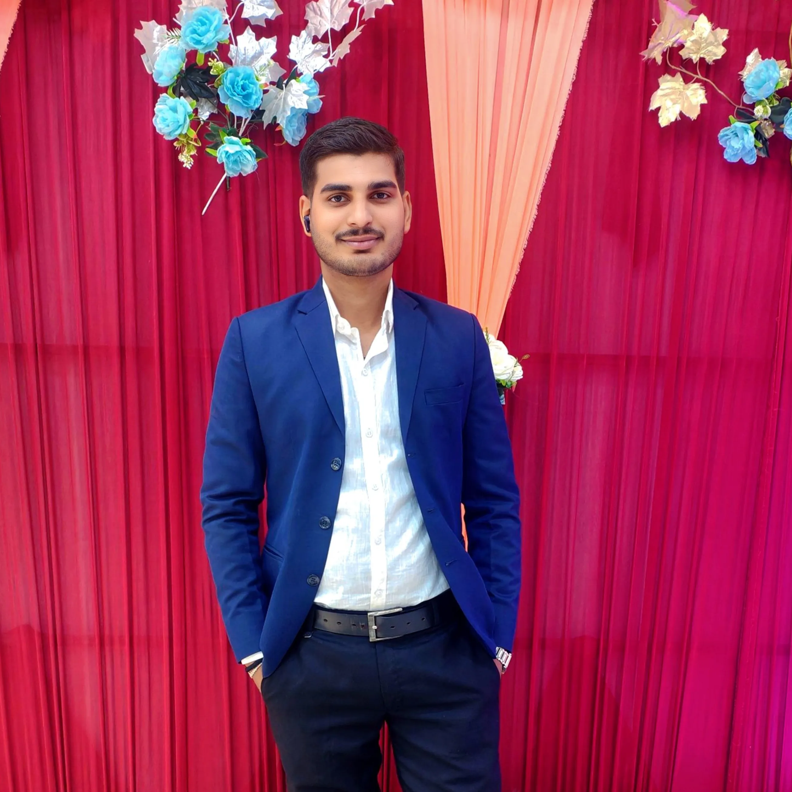 YadavVivek Razz