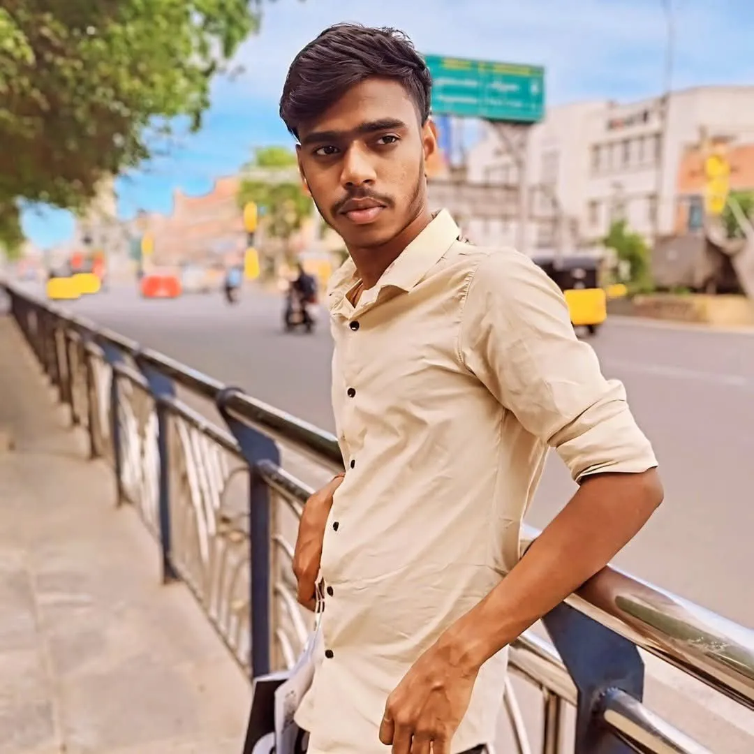 Tamizhselvan Tamizlselvan