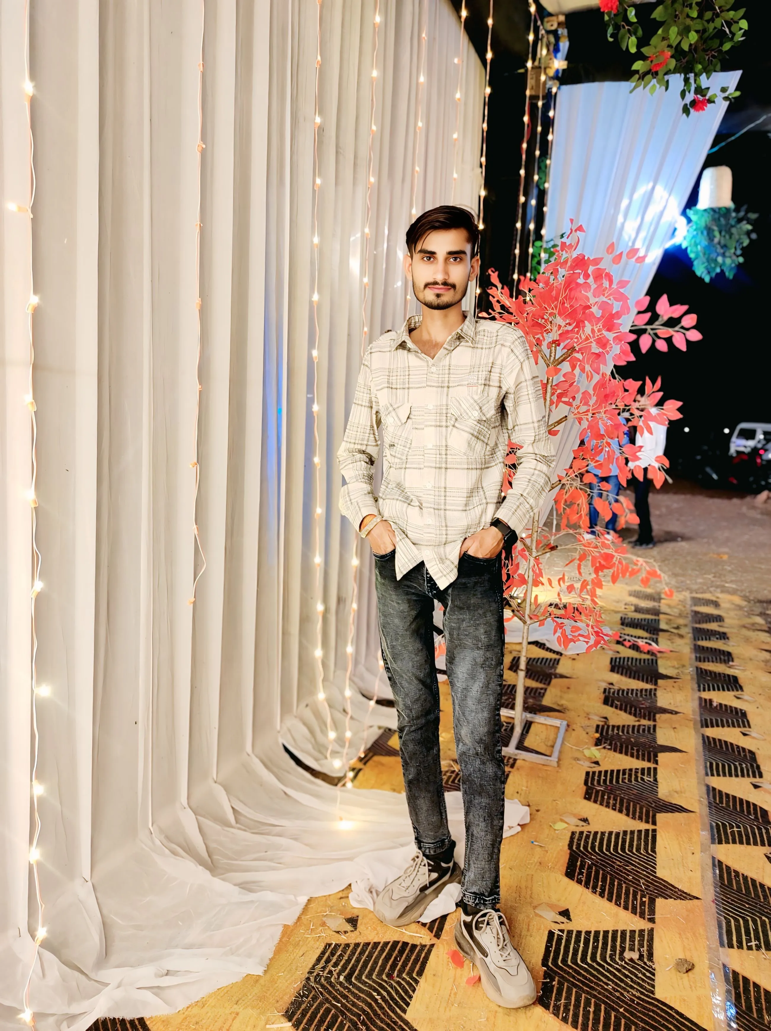 Aashis meena