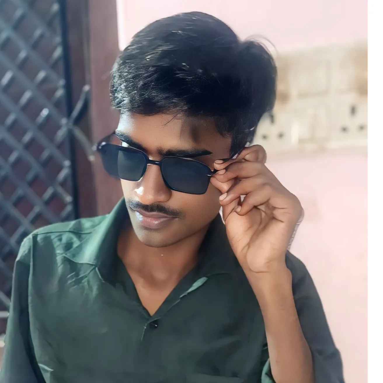 Ratnesh Maurya