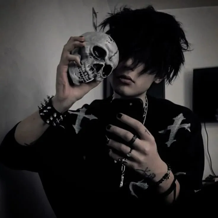 DARK 𝐊ᴀȥυყᴀ