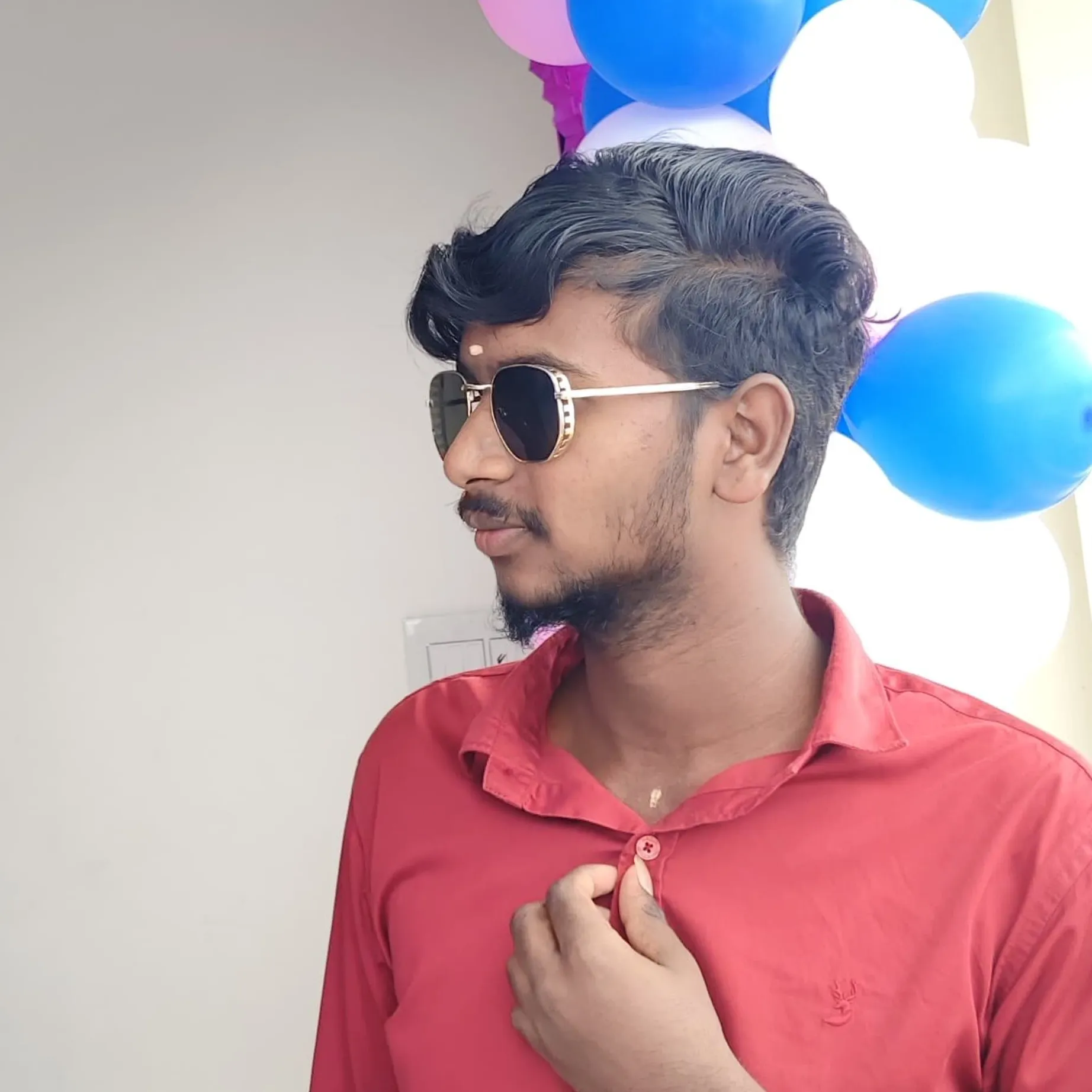 AVINASH G
