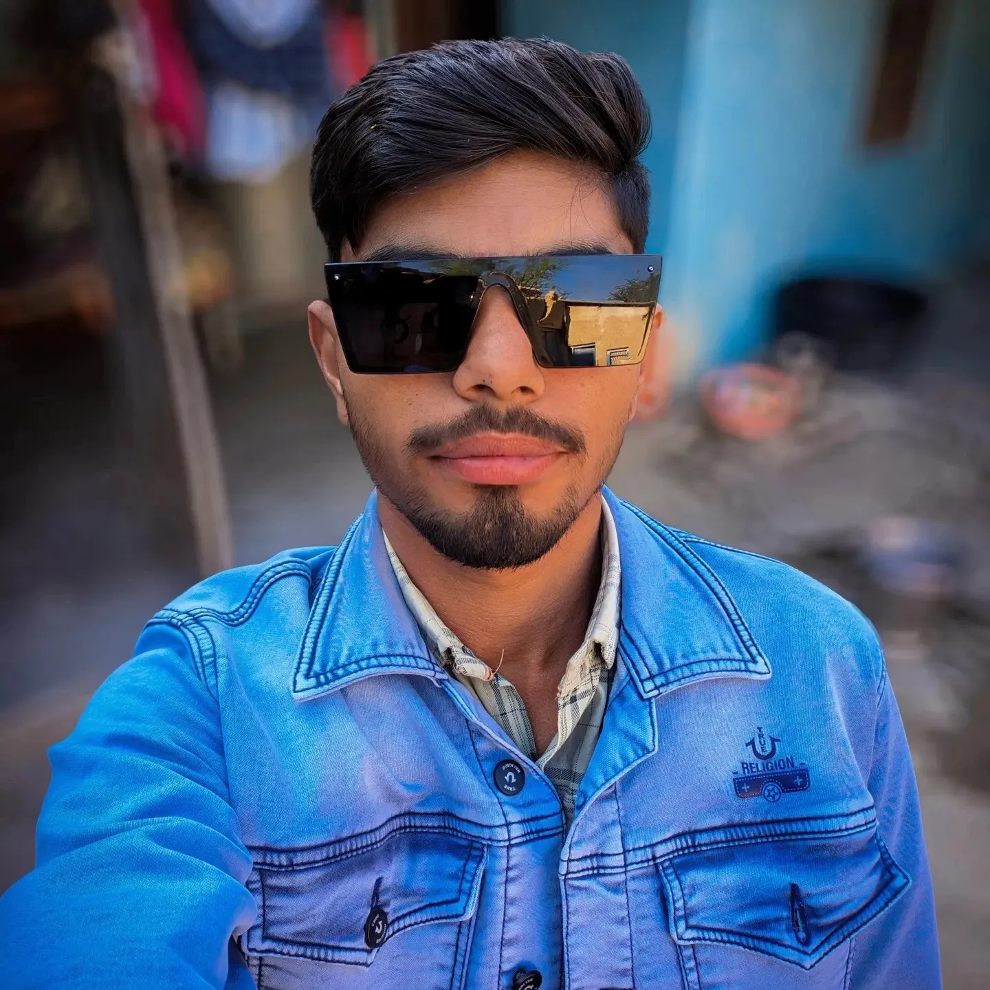 OPMANISH M33NAJI