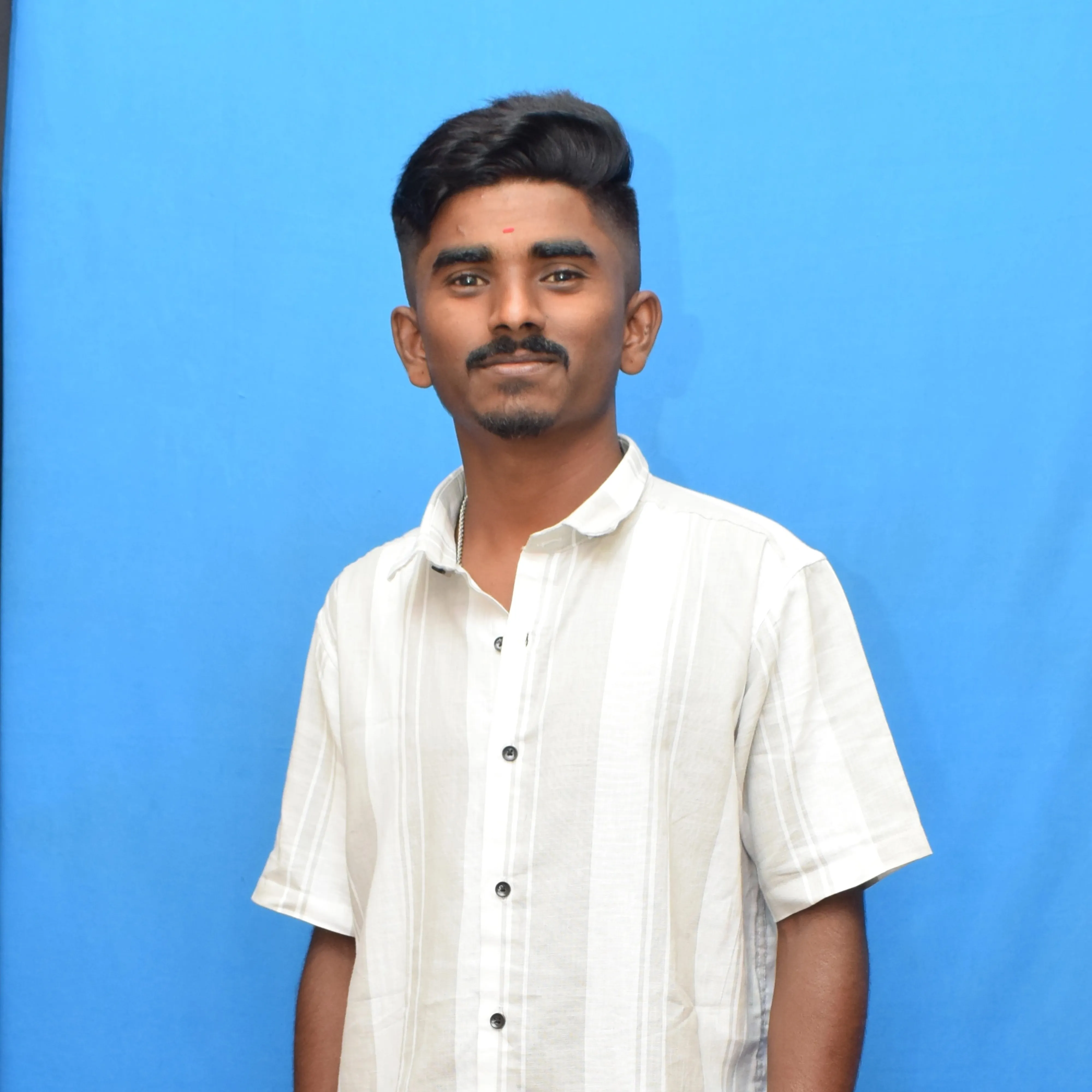 Laxman Gadadi