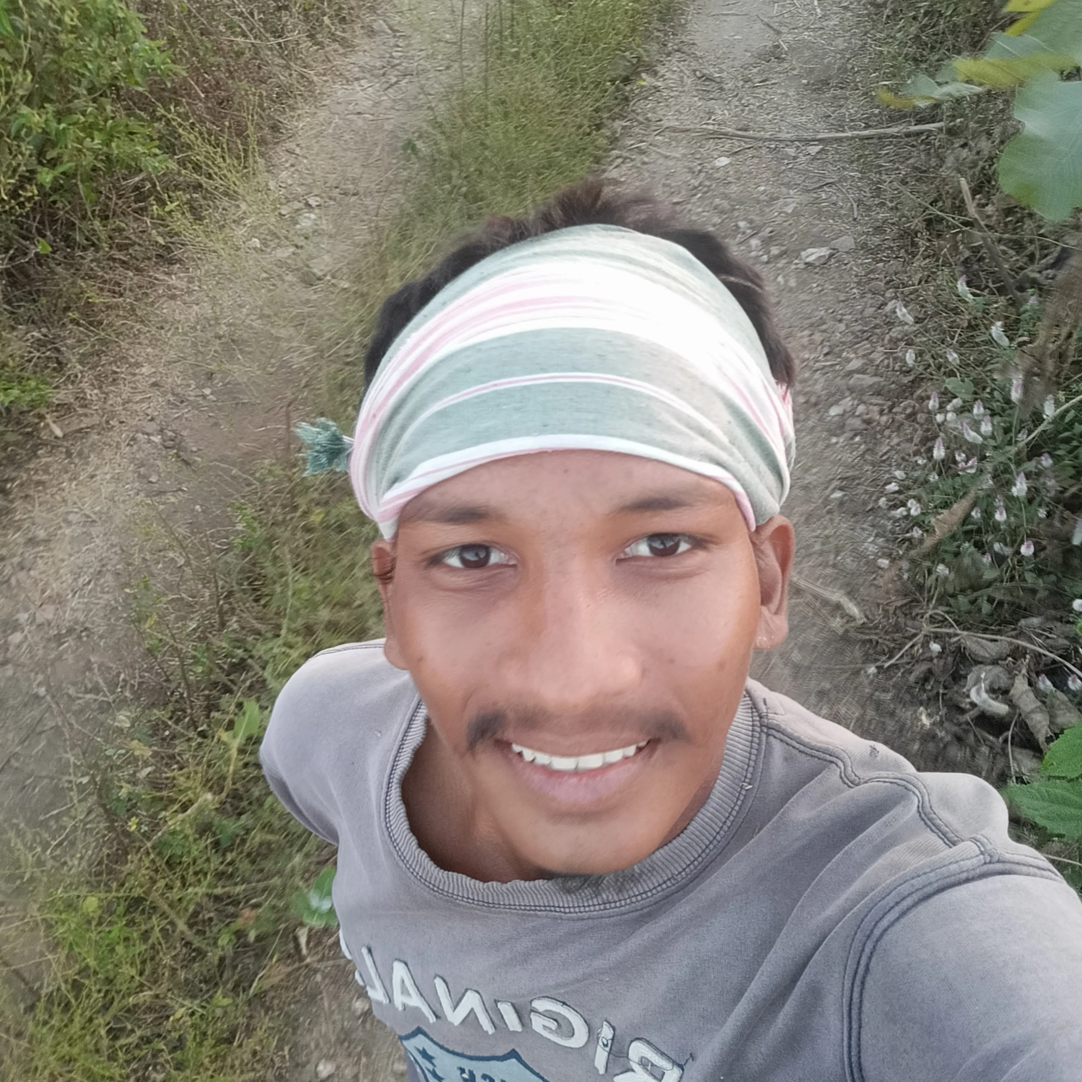 sanjausanjau sanjau