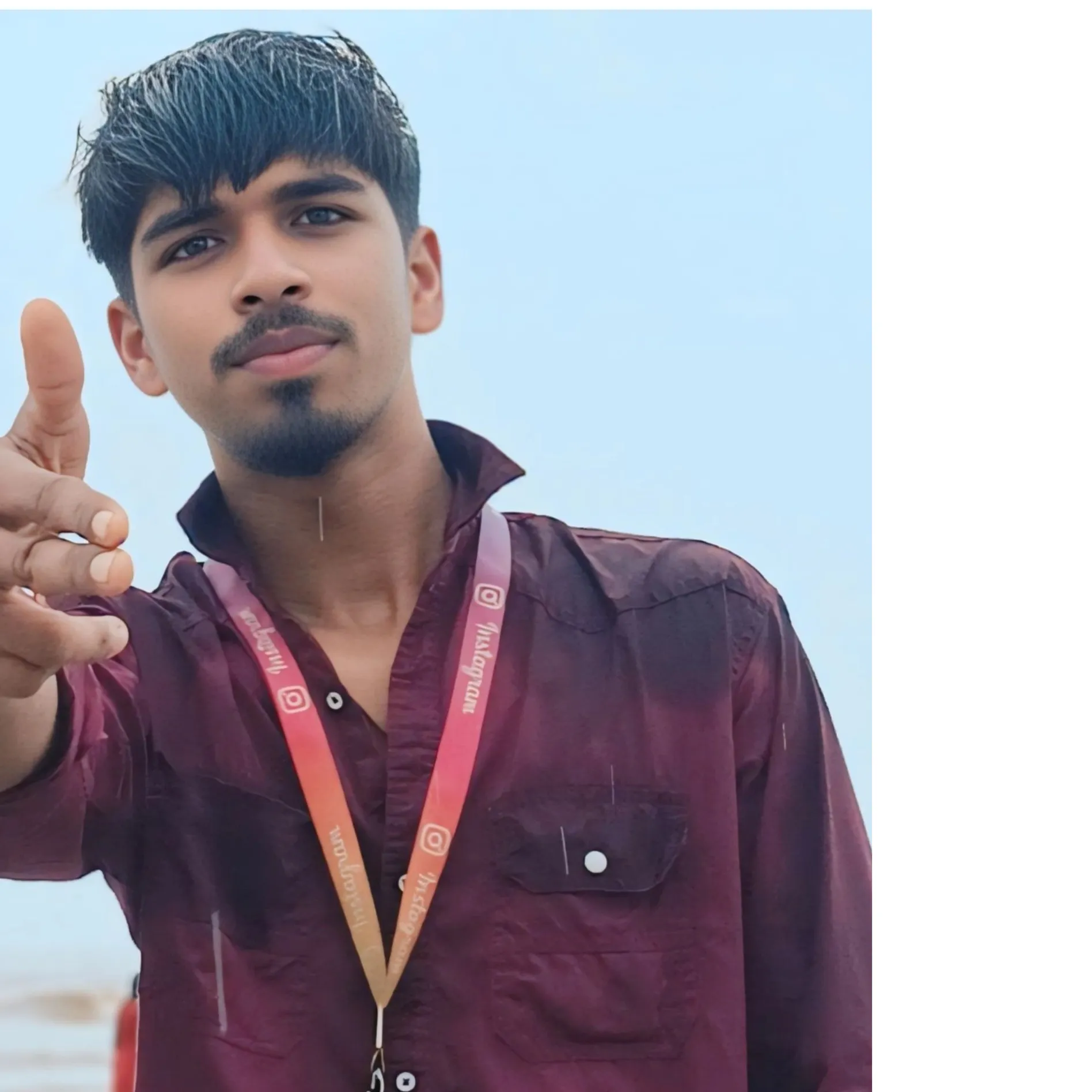 Abhay varlii