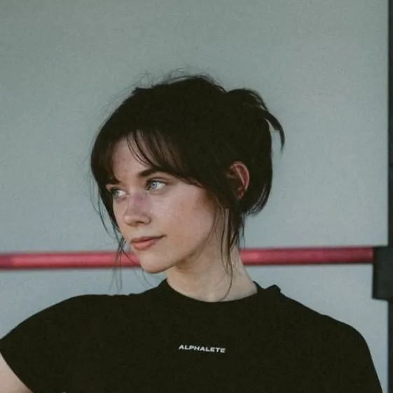 Vivienne develicourt