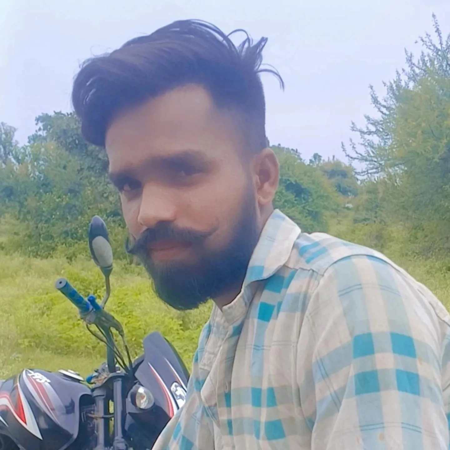 sanjujatav sanjujatav