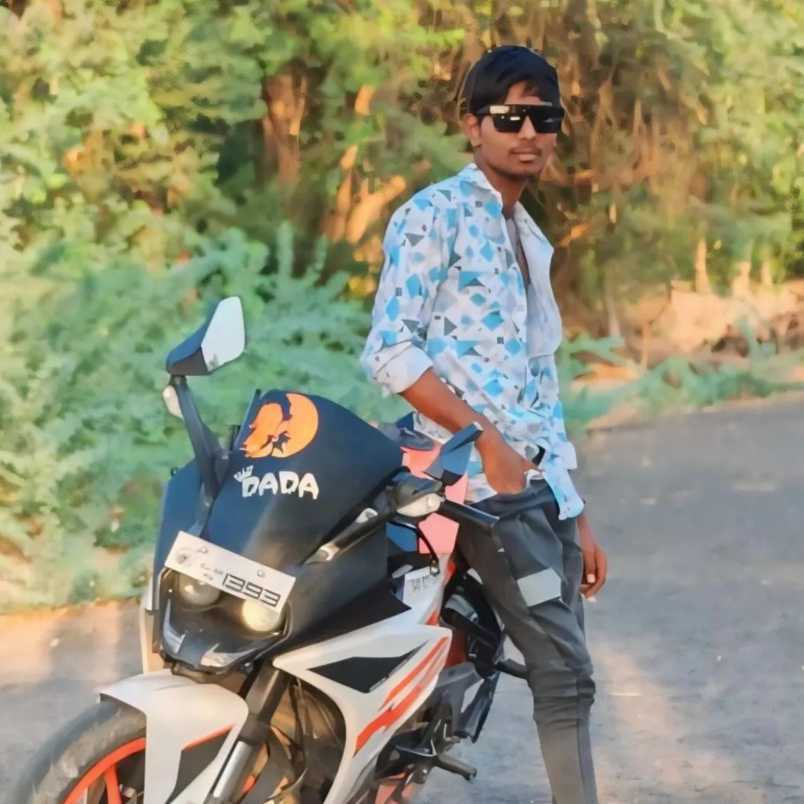 Vikarmthakor VikramThakor5555