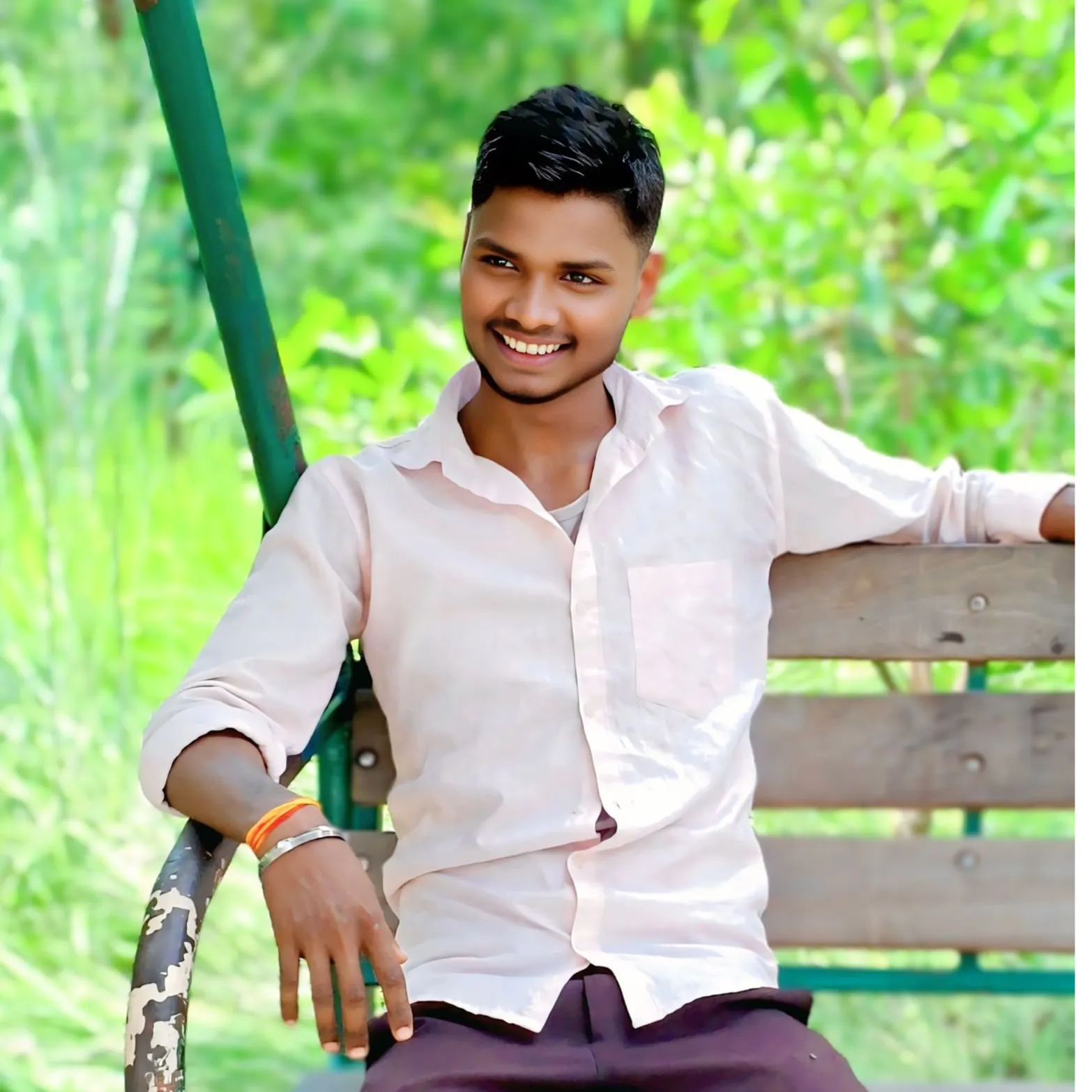 ×͜×ㅤ𝙰𝙻𝙾𝙽𝙴ㅤ𝙱𝙾𝚈×͜× rahul_kumar_1600m_ak_47