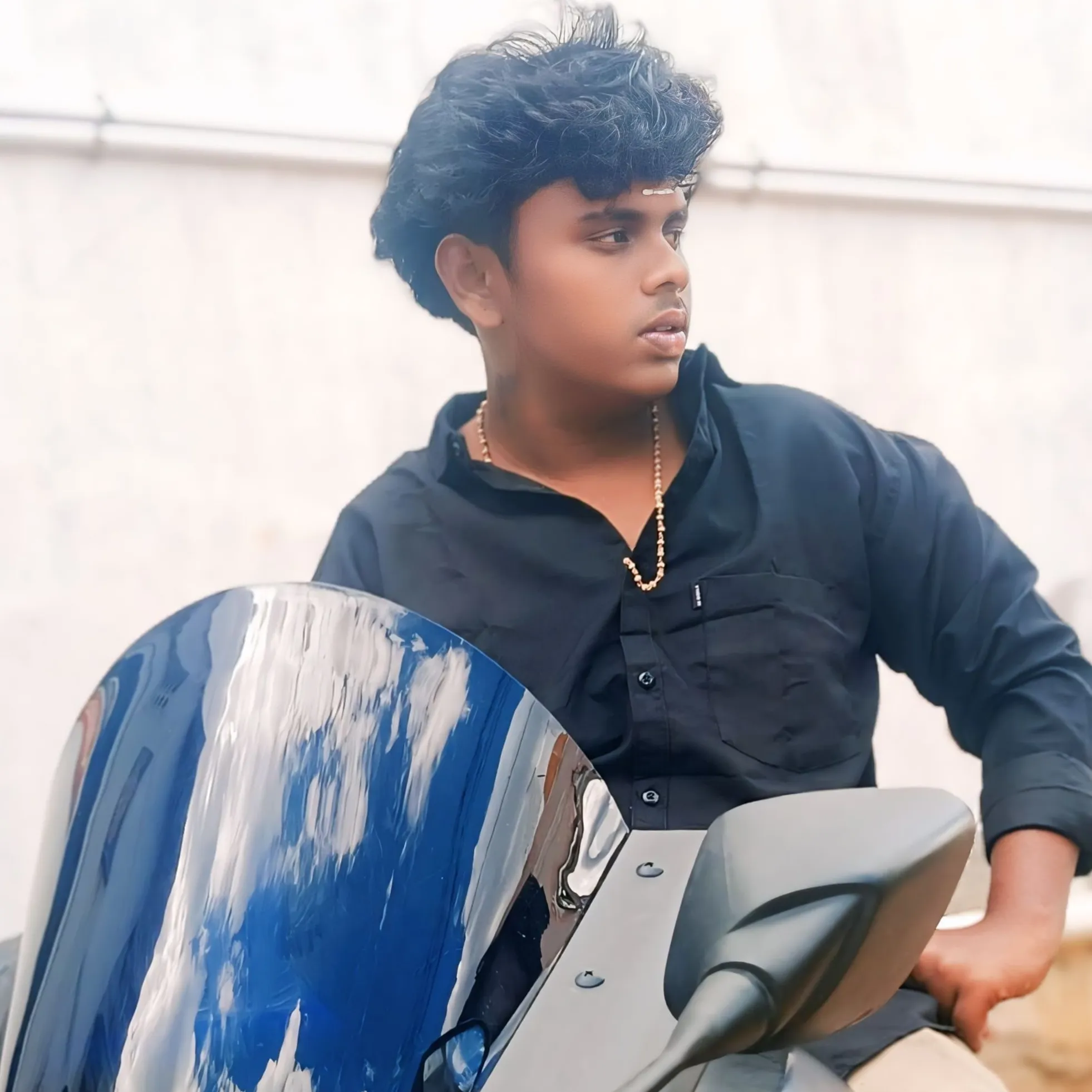 dinesh....🥷🦅 di