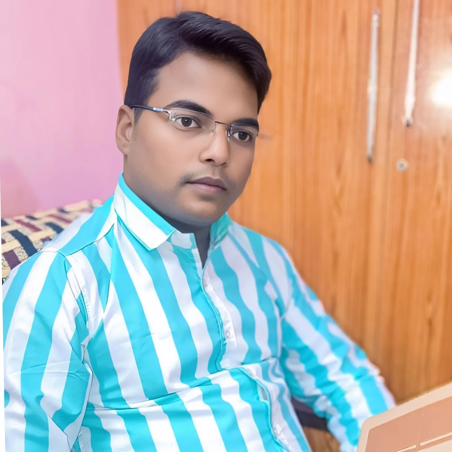 Saket Gaur