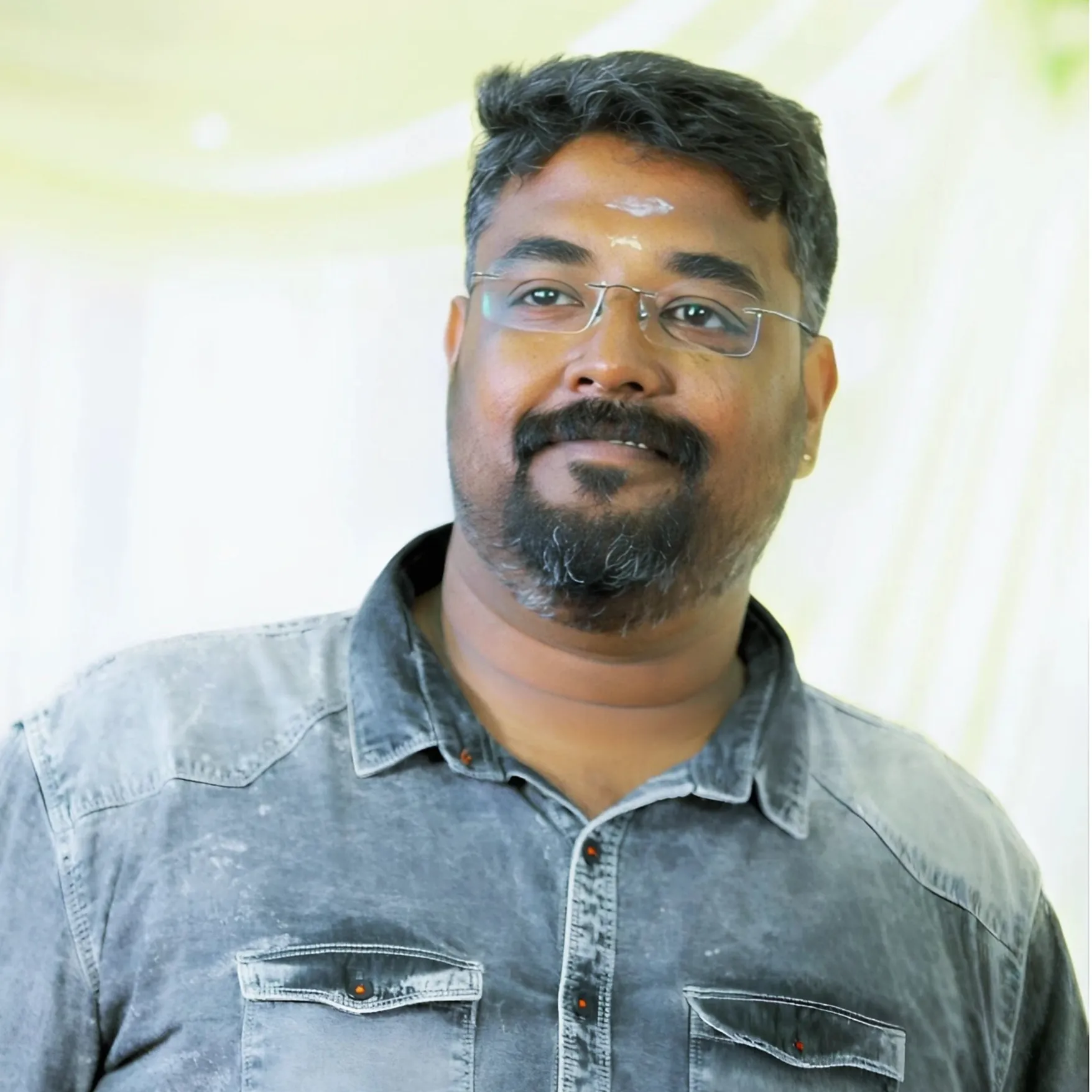 Raghavendran Ravi