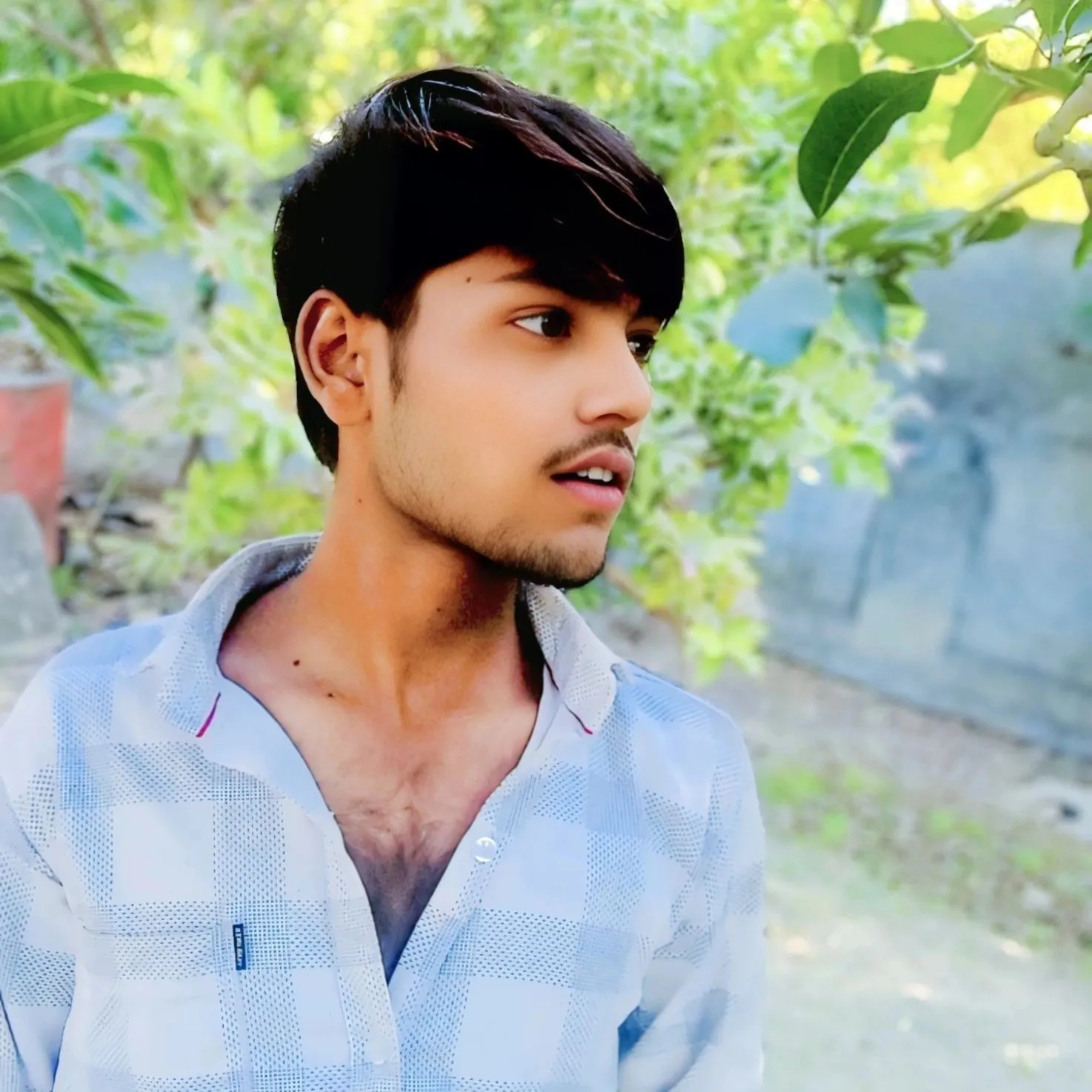 KartikUp33 Up33