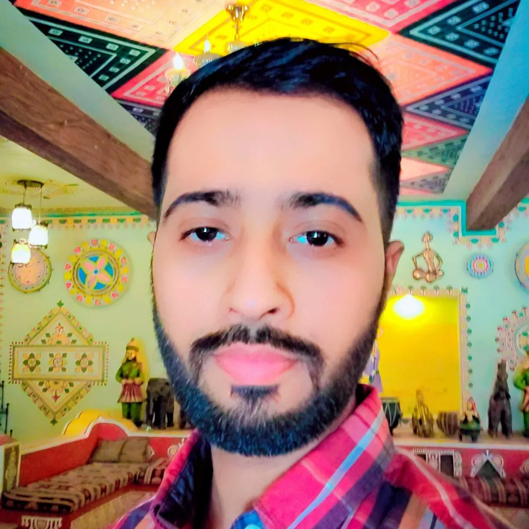 Ashu takkar
