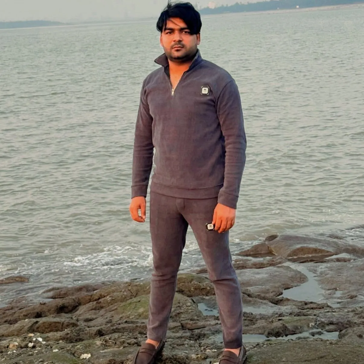 AMIR KHAN