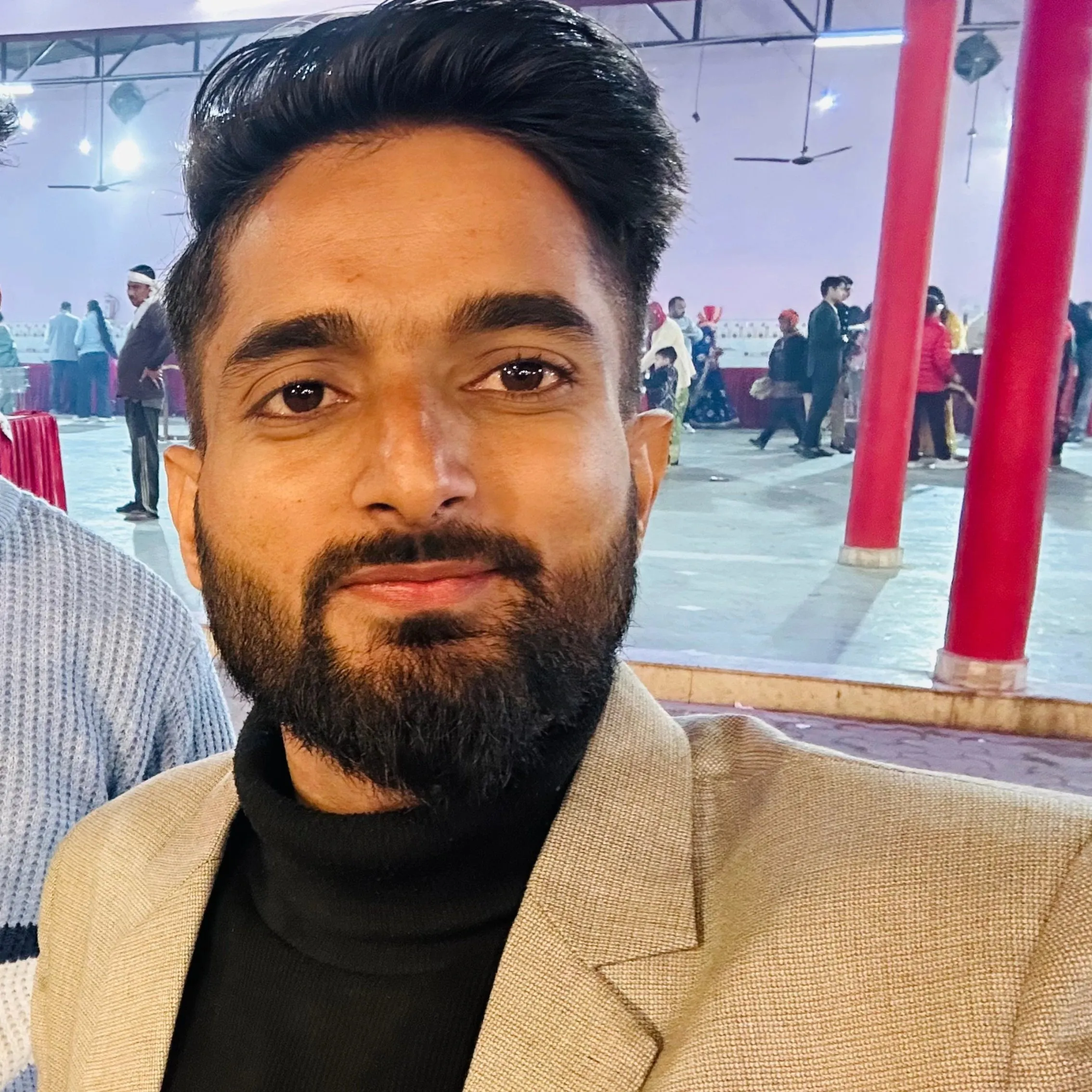monti Sharma