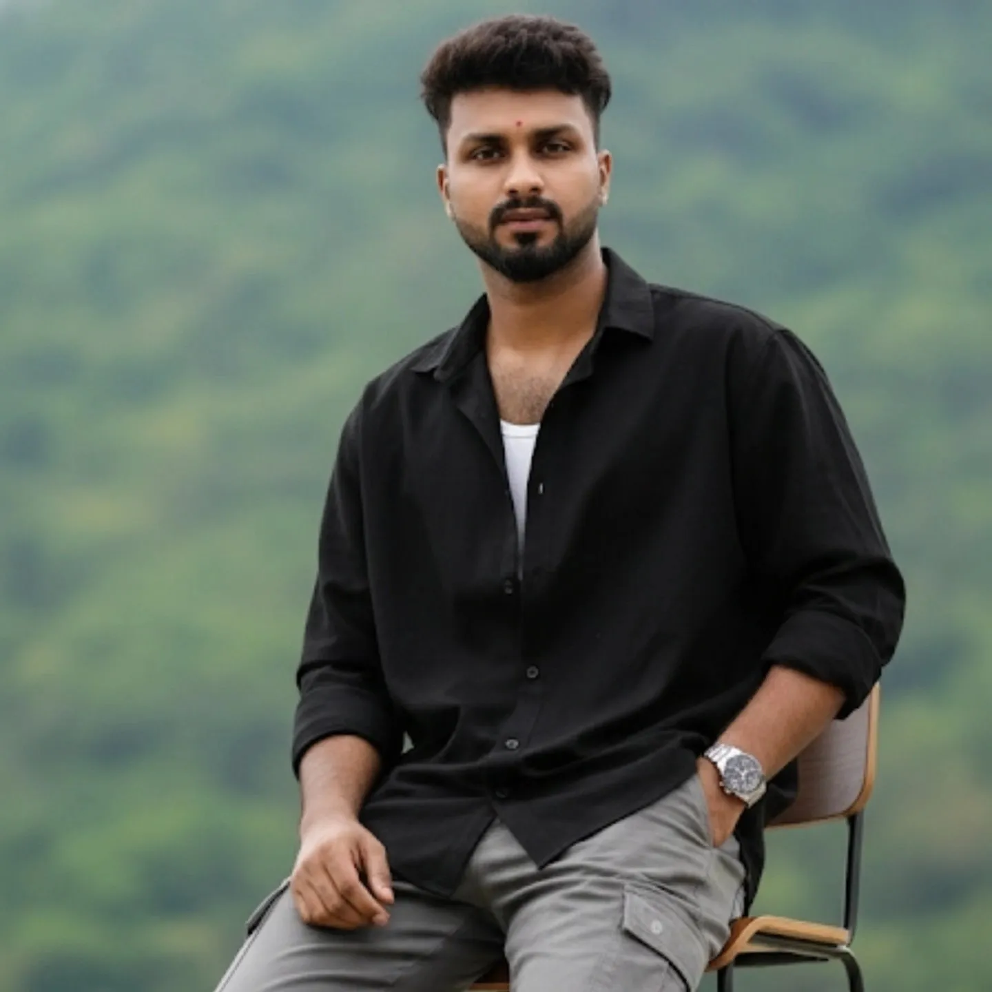 monu naik