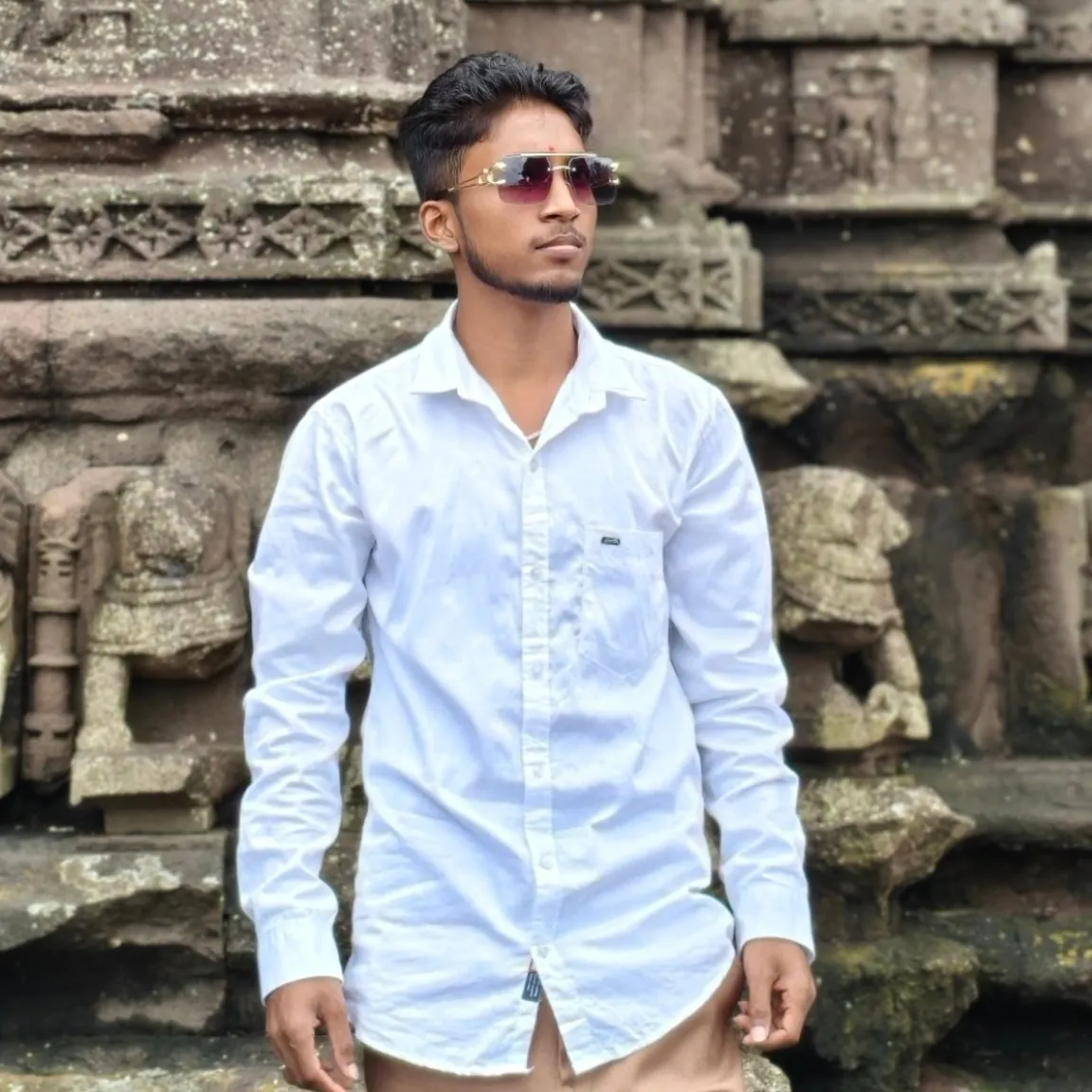 Roshan Pawar